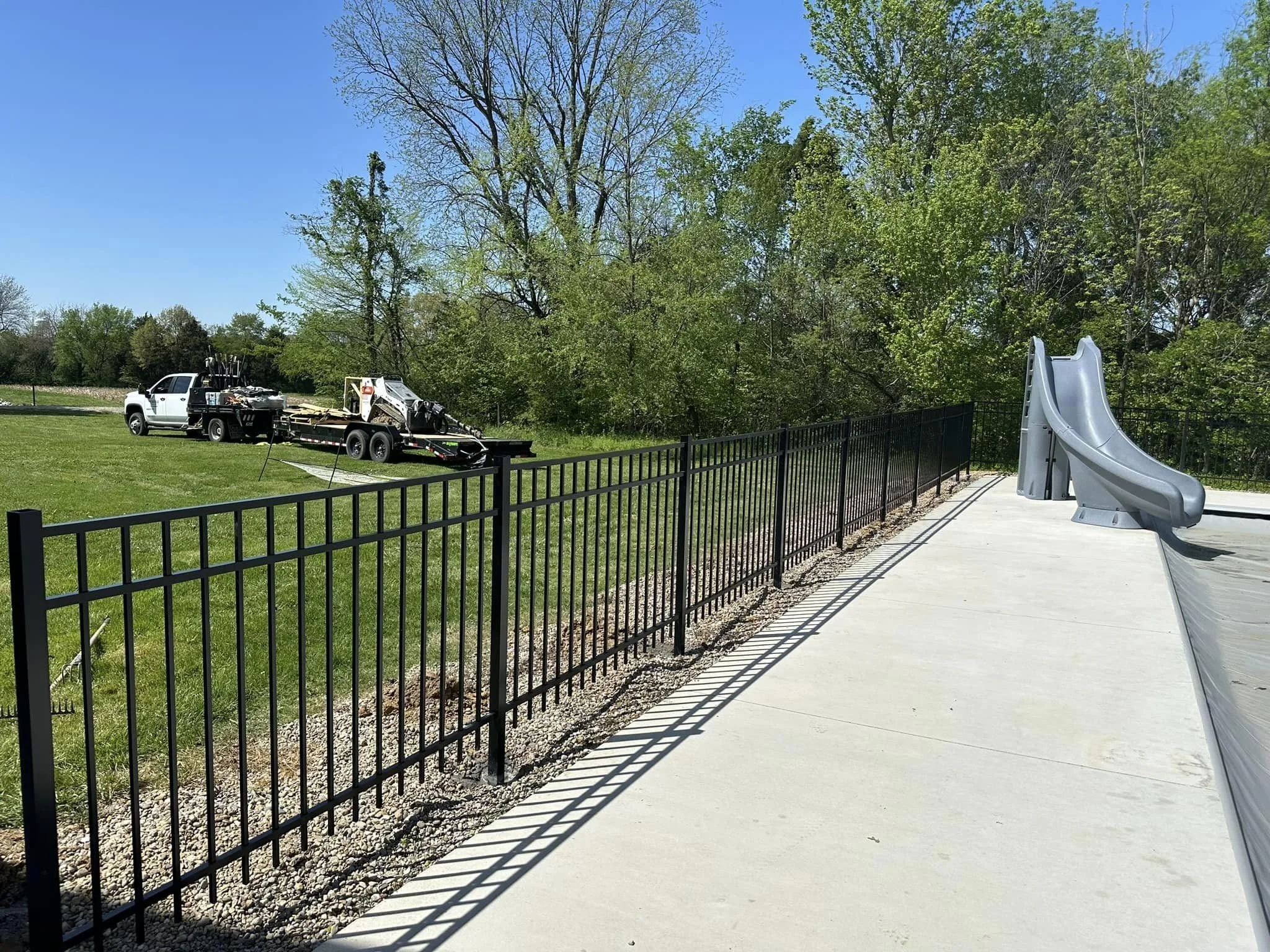 heritage-fence-commercial-residential-paducah-murray-benton-draffenvile-kentucky-aluminum-fencing-3.jpg