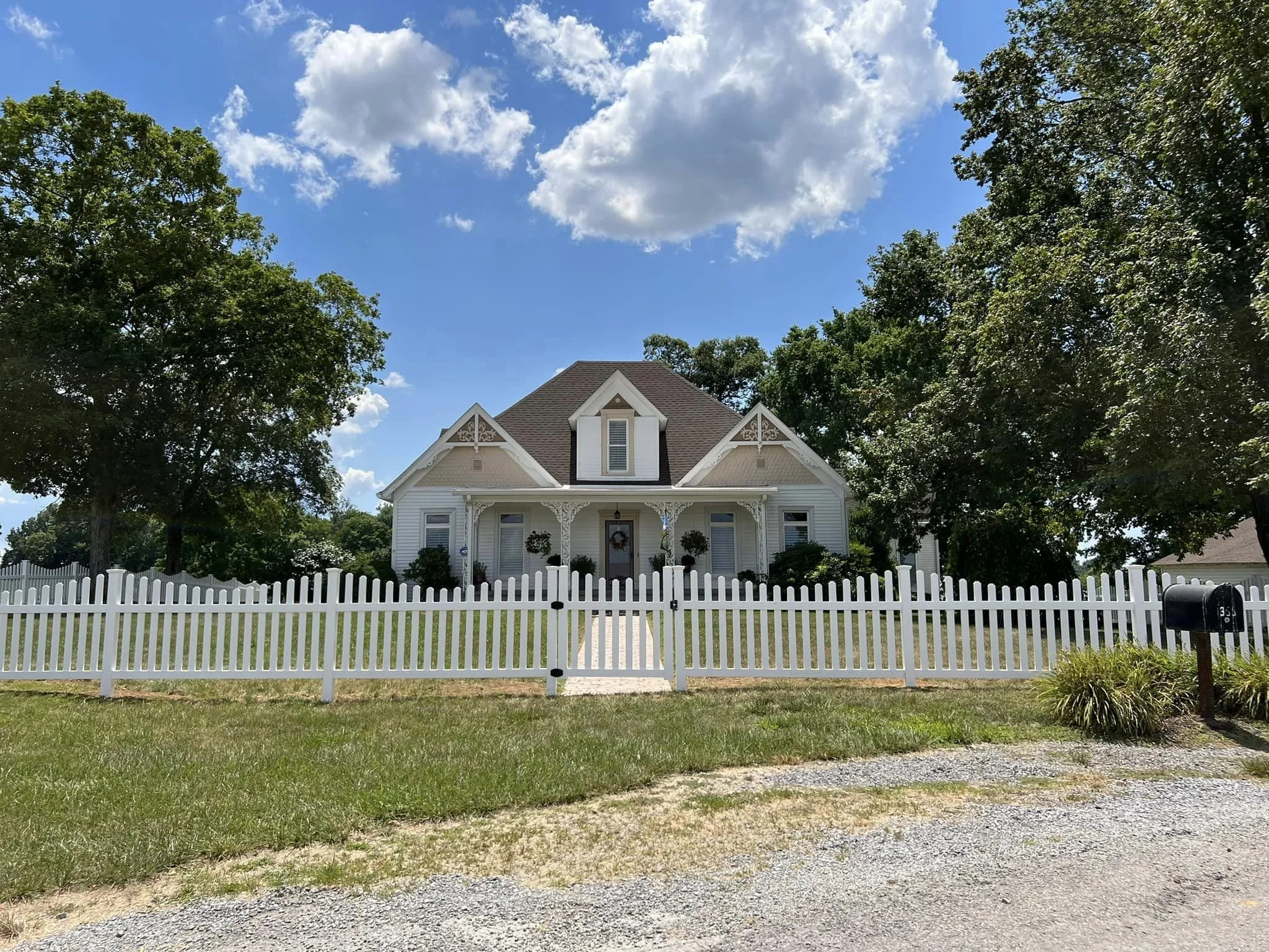 heritage-fence-commercial-residential-paducah-murray-benton-draffenvile-kentucky-vinyl-fencing-17.jpg