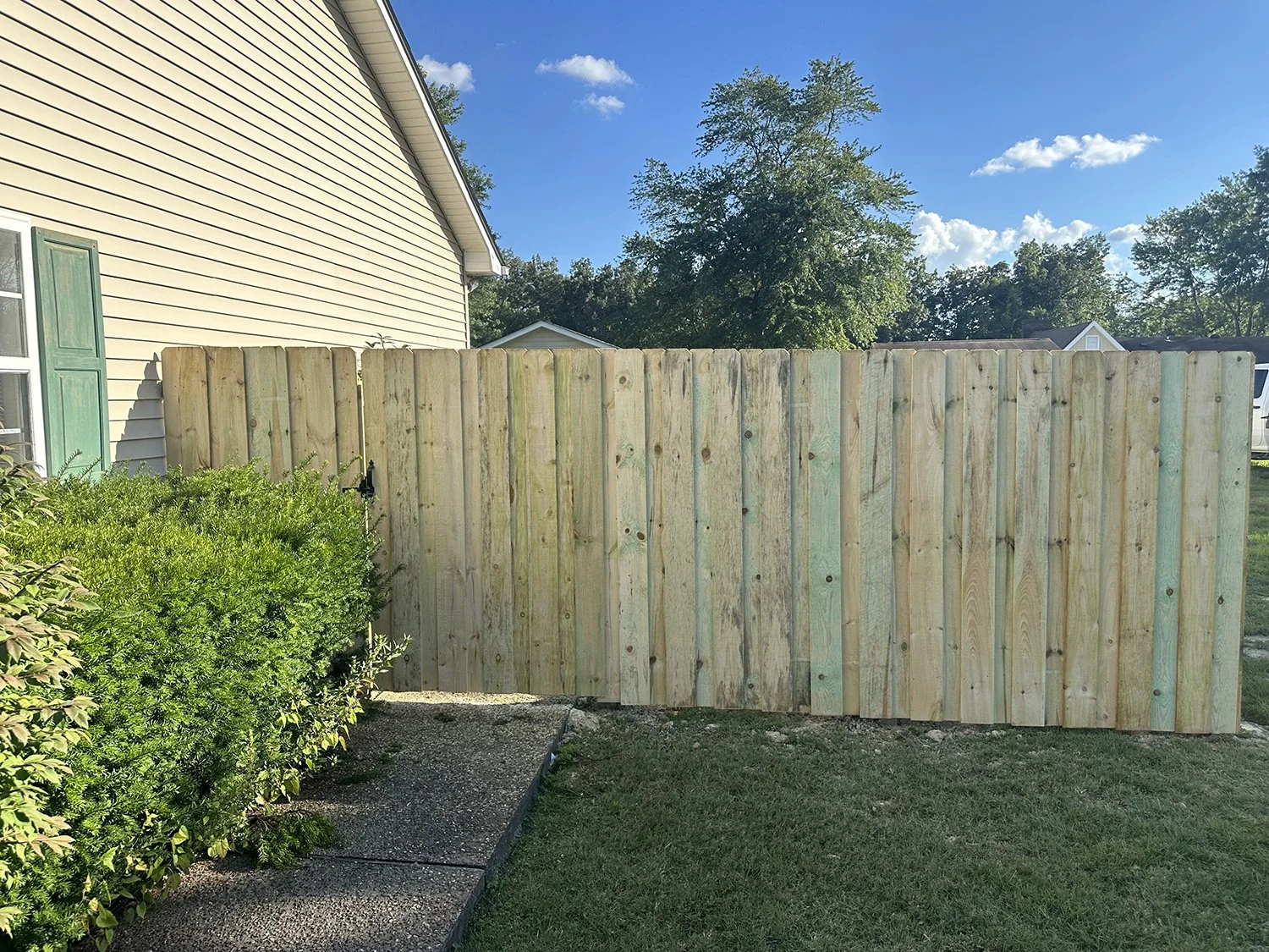heritage-fence-commercial-residential-paducah-murray-benton-draffenvile-kentucky-wood-fencing-13.jpg