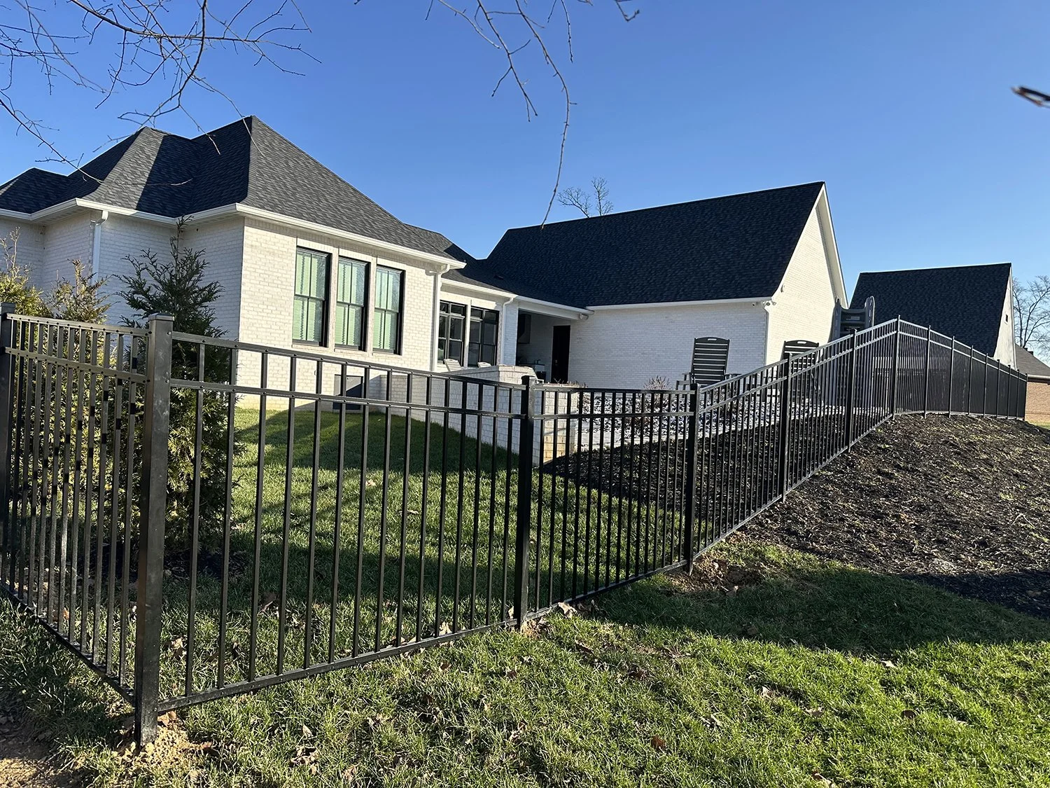 heritage-fence-commercial-residential-paducah-murray-benton-draffenvile-kentucky-aluminum-fencing-8.jpeg