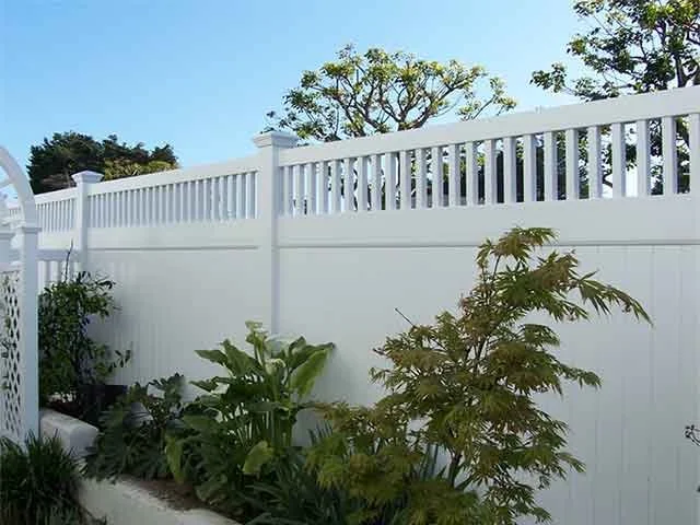 heritage-fence-commercial-residential-paducah-murray-benton-draffenvile-kentucky-vinyl-fencing-20.jpg