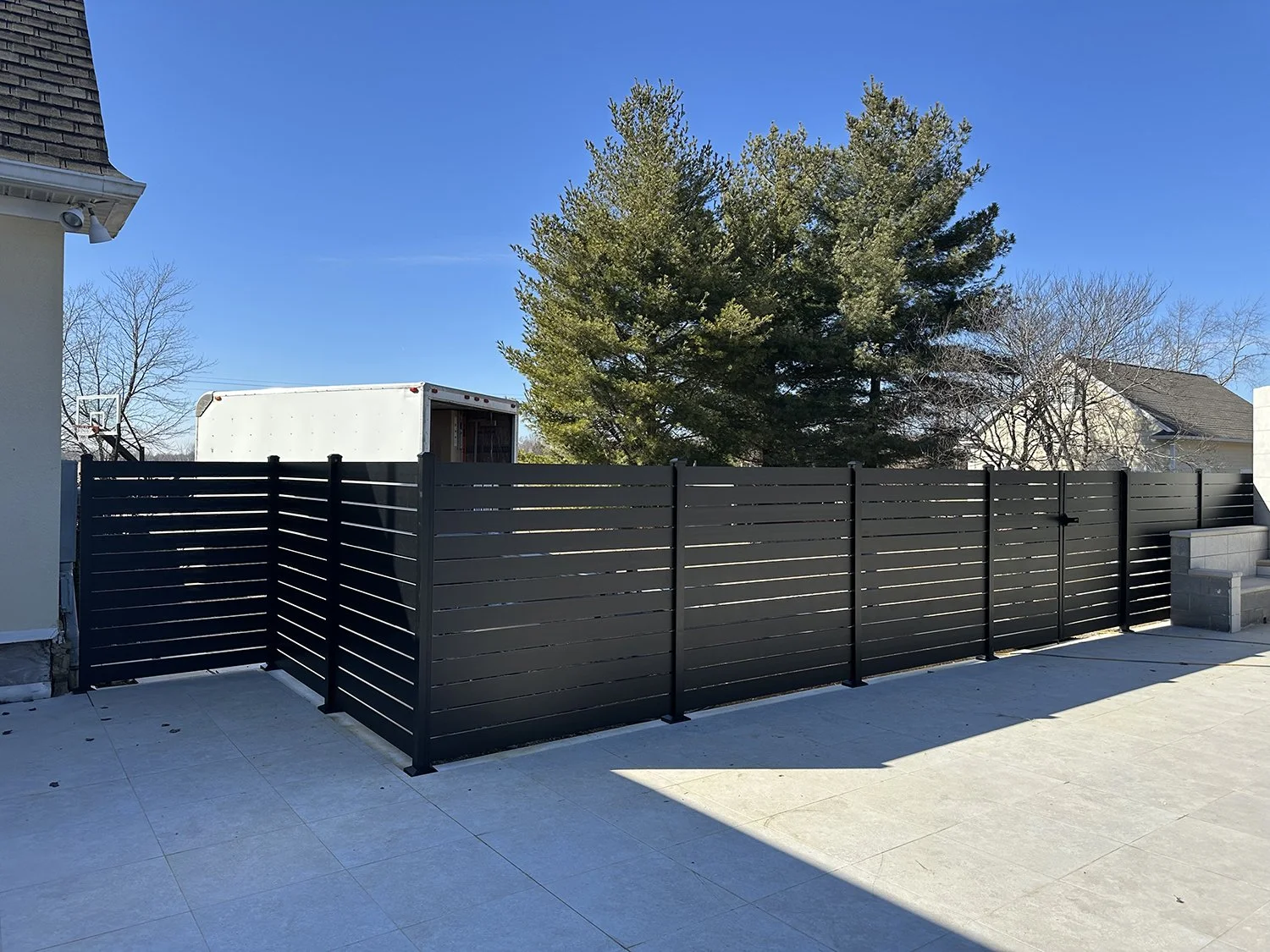 heritage-fence-commercial-residential-paducah-murray-benton-draffenvile-kentucky-aluminum-fencing-20.jpg