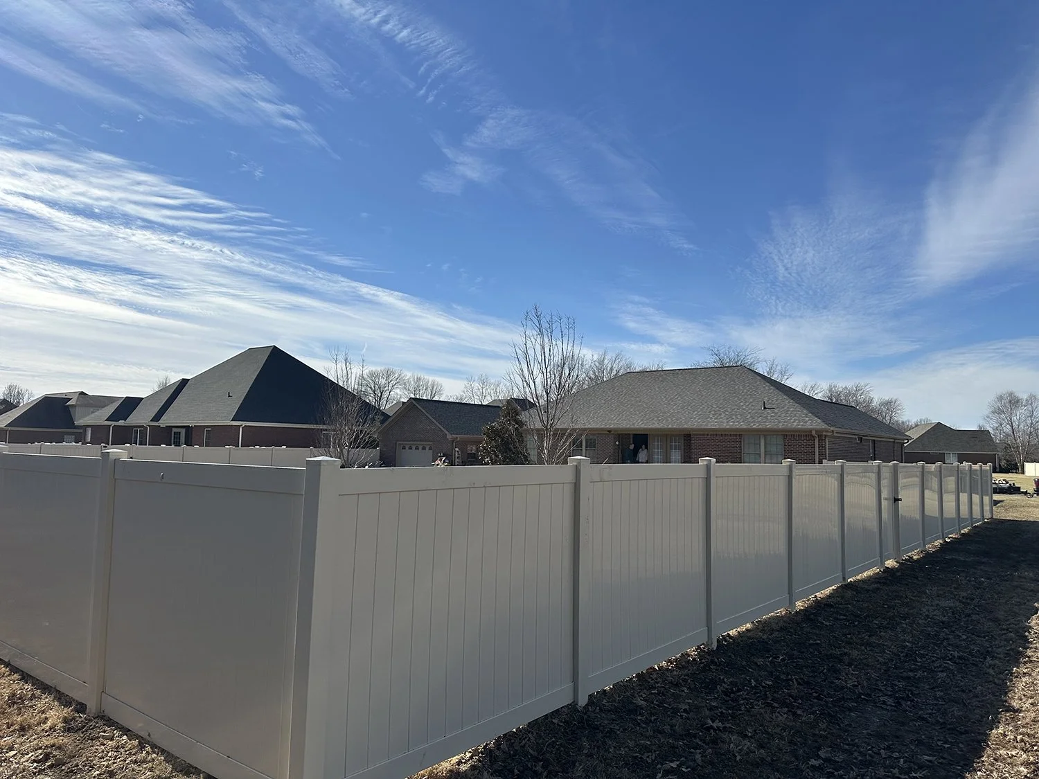 heritage-fence-commercial-residential-paducah-murray-benton-draffenvile-kentucky-vinyl-fencing-3.jpeg