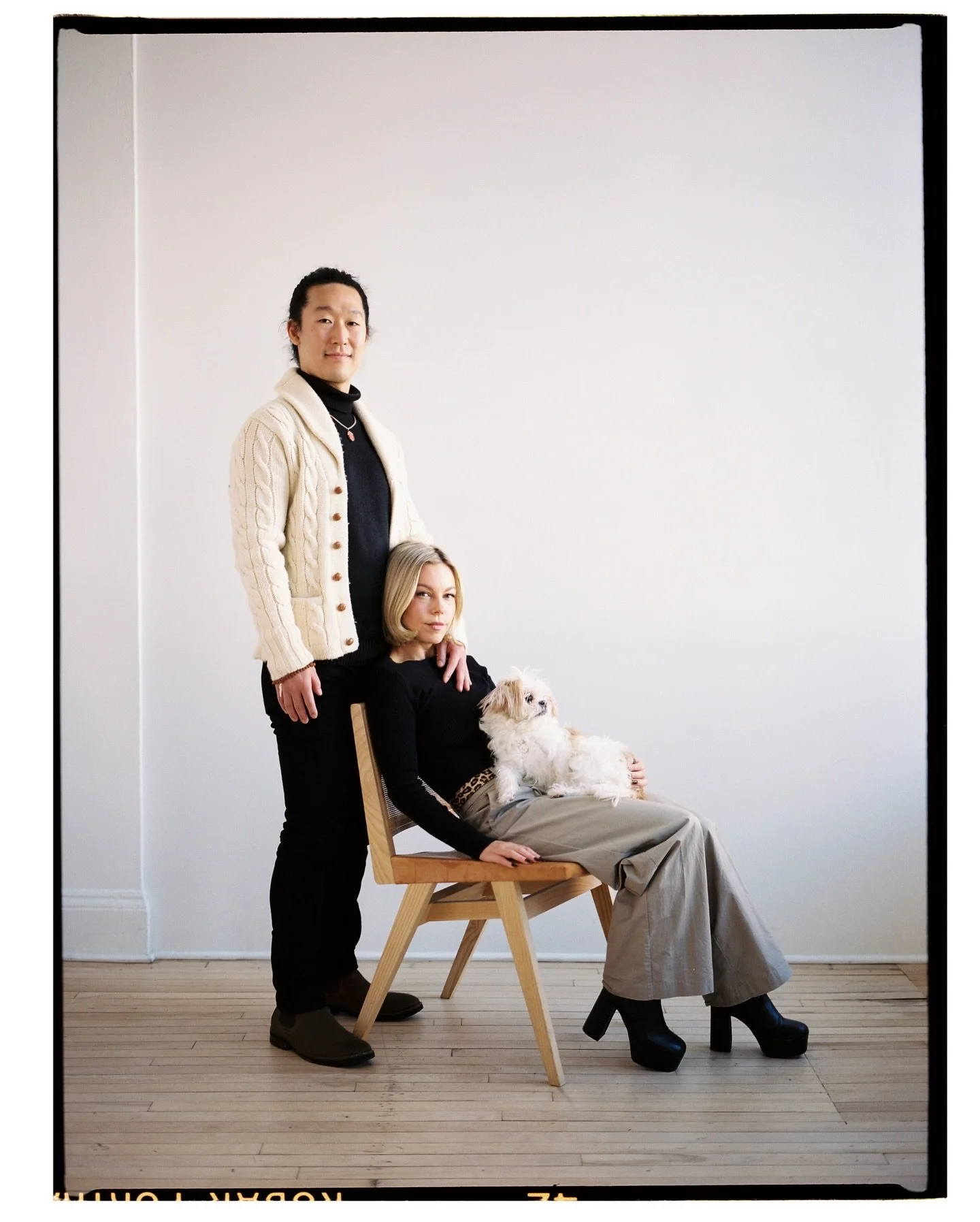 Christmas season came and went in the blink of an eye, with my busiest season not stopping for three months straight. In the middle of it all, @britt.teas snapped some photos of me, James, and Daisy Mae&mdash;somehow even capturing a genuine smile fr