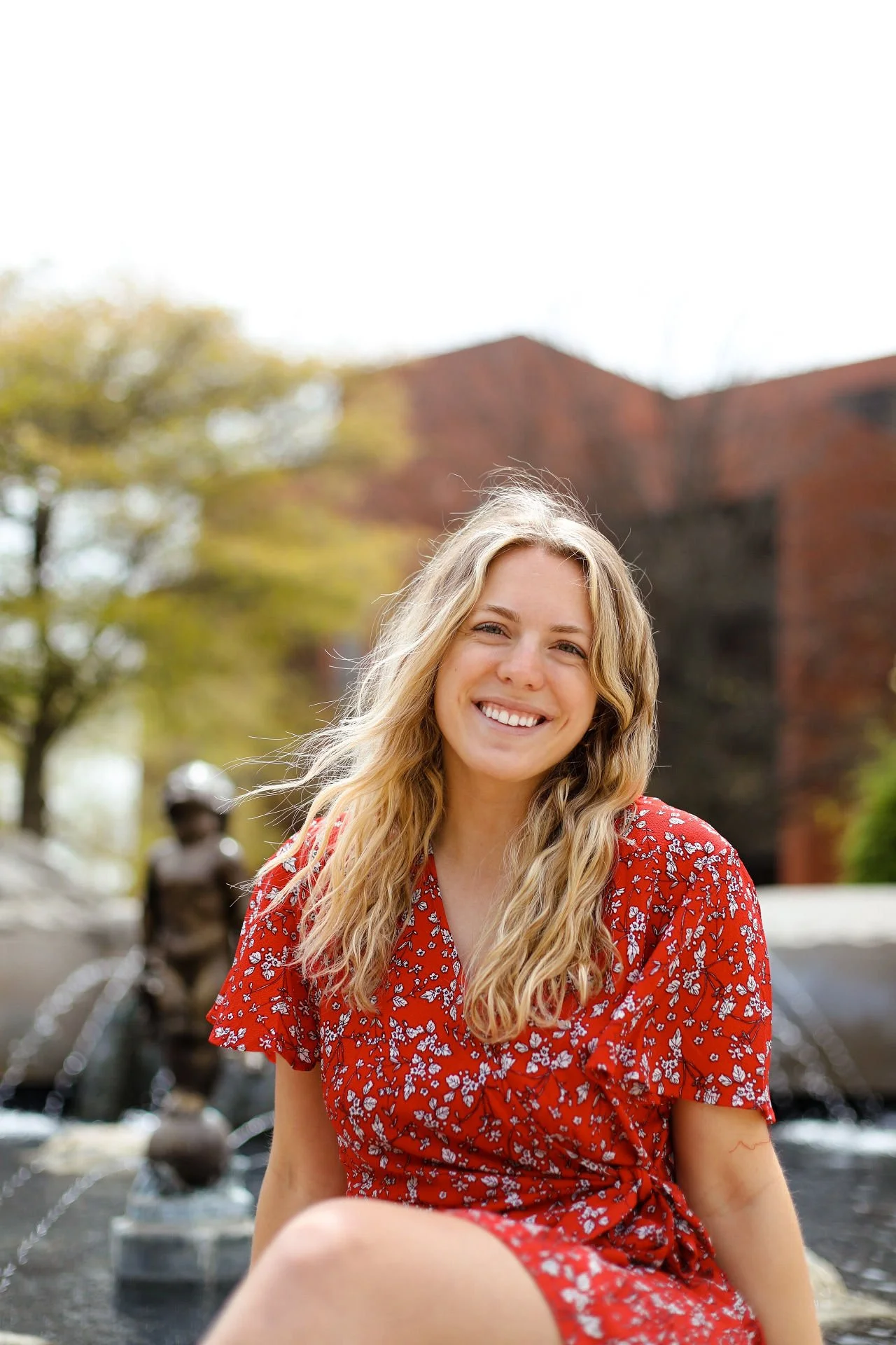 Grad Photo - Elyse Engelhart.JPG