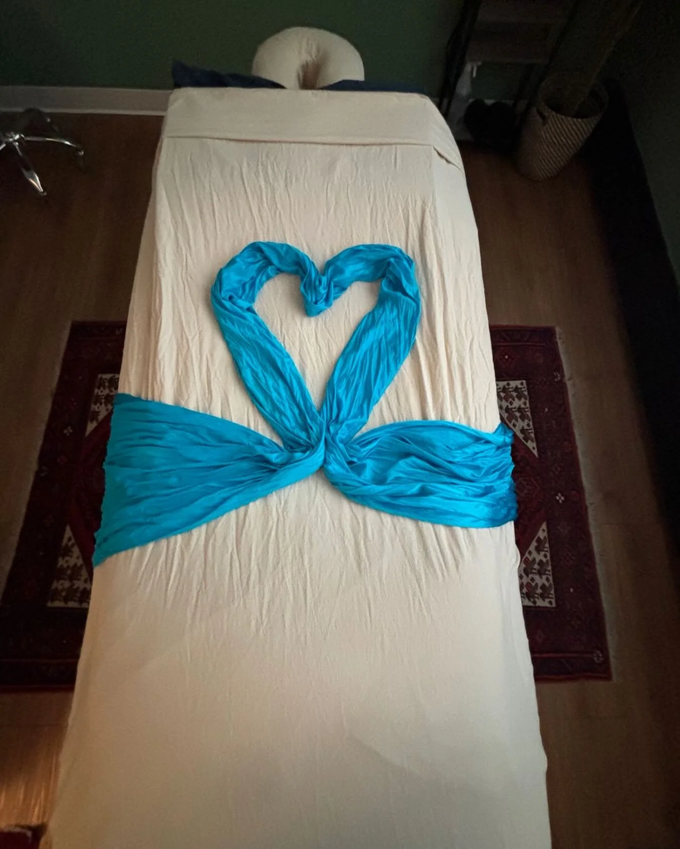 Waiting for my AshiThai client to come in!