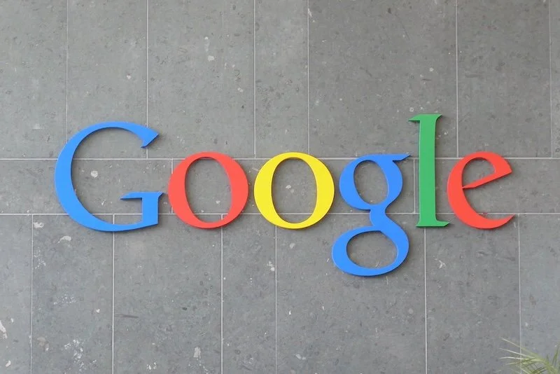 Pourquoi les avis Google sont devenus le premier levier de croissance locale en 2026 ?