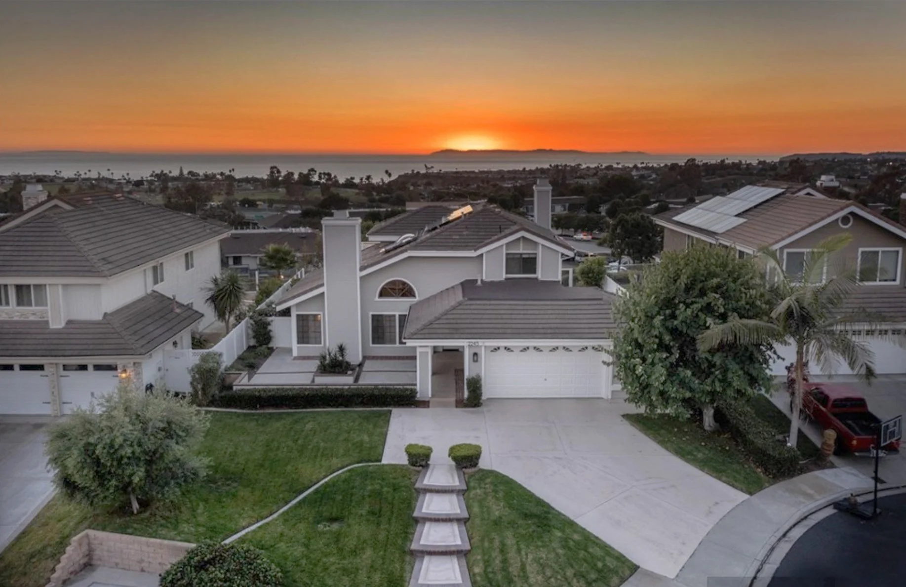 2245 Avenida Oliva, San Clemente $2,150,000 (Represented Buyers)