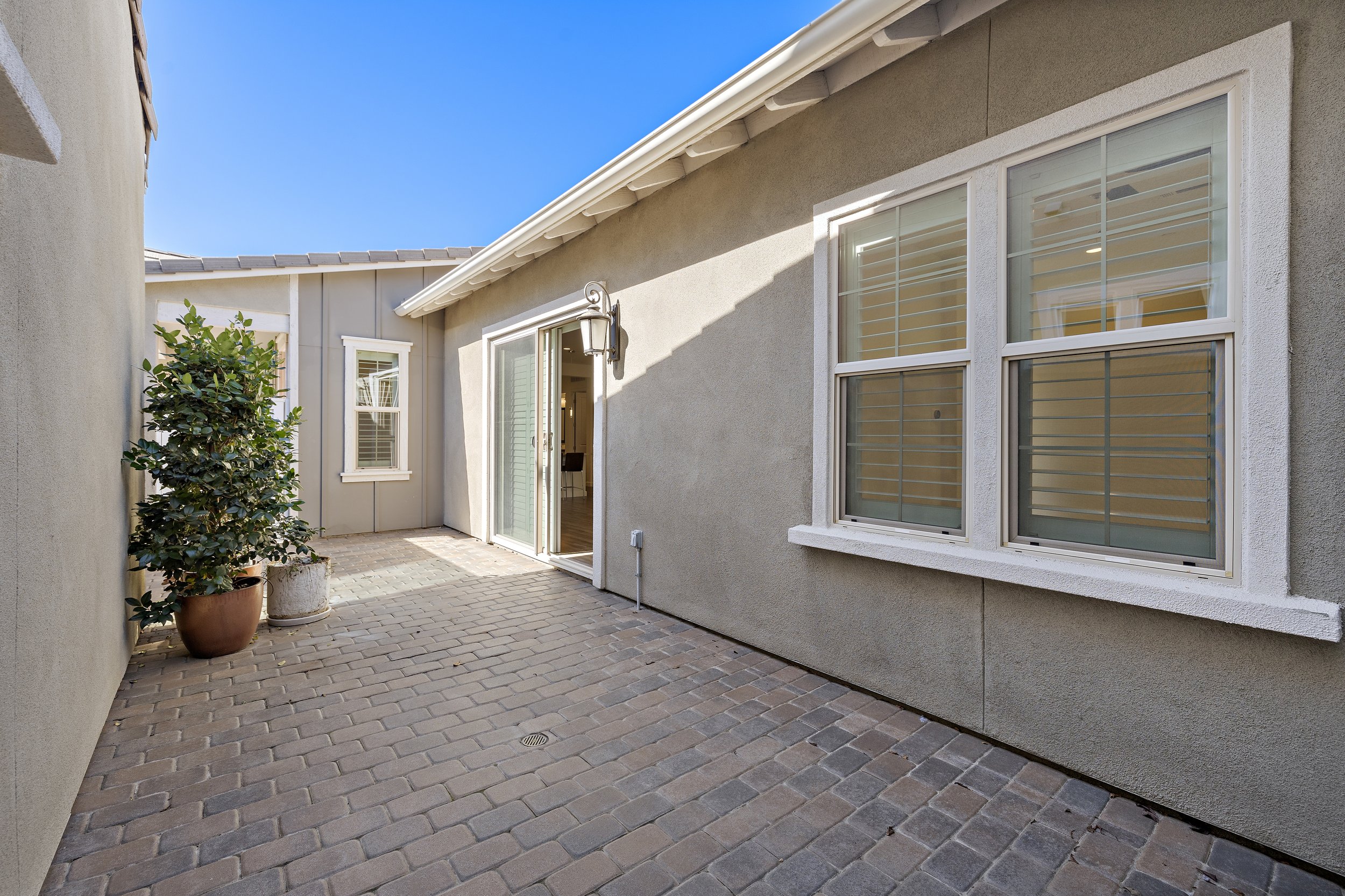 70-print-132 Luneta 70 copy.jpg