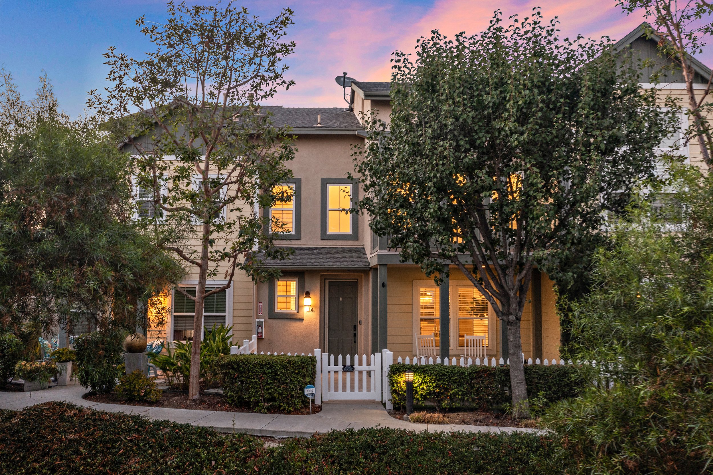 14 Passaflora Ln, Ladera Ranch $1,1550,000 (Represented Sellers)