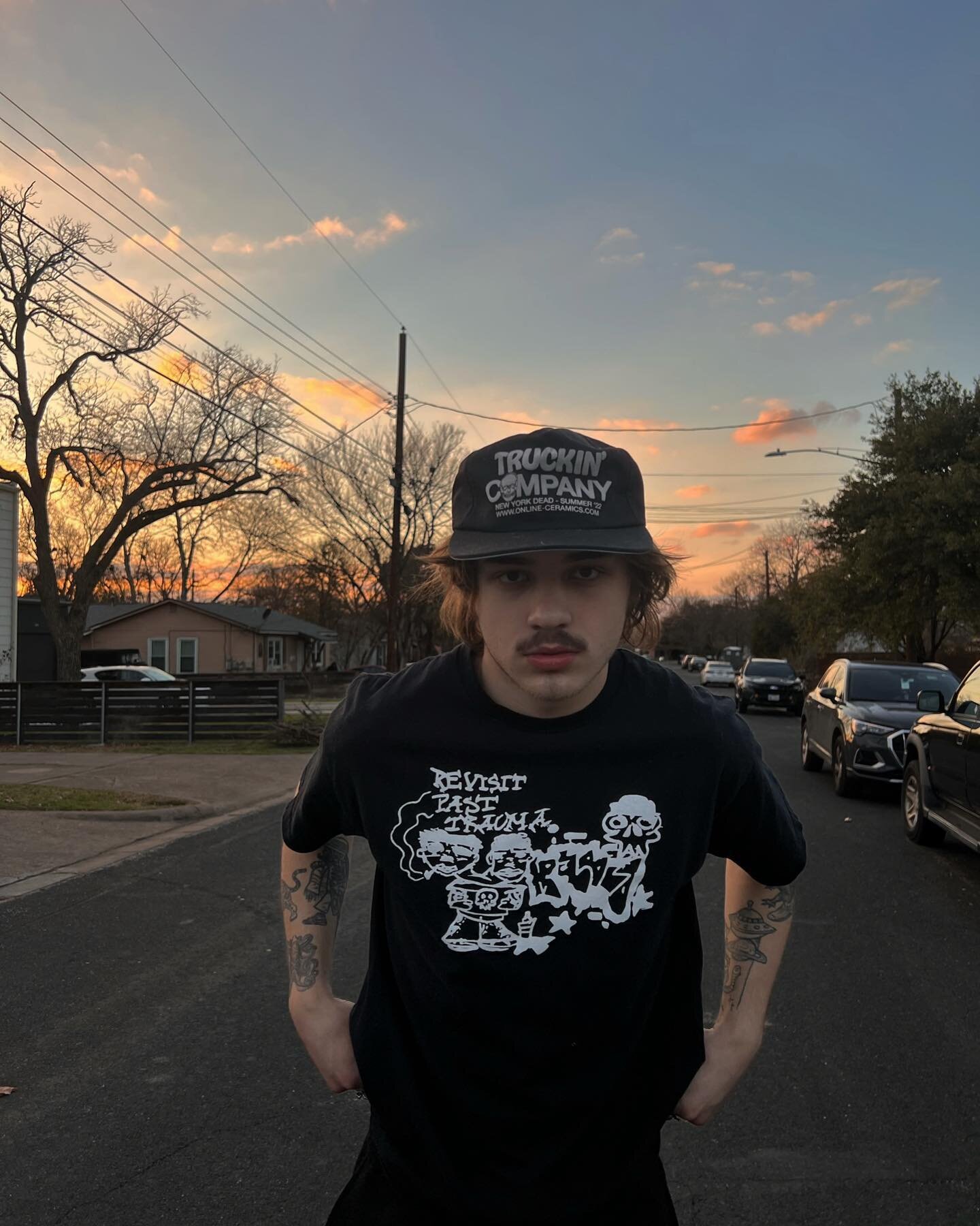 took the rabid hound on a stroll🧸