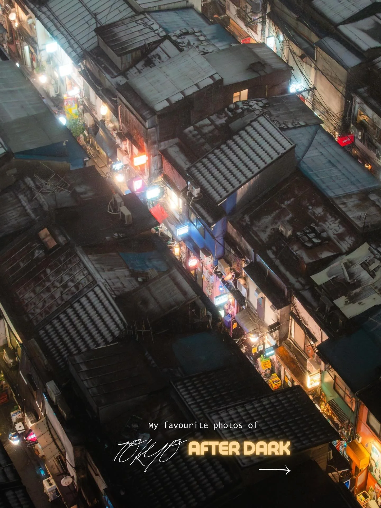 Street photography in Tokyo is like shooting on easy mode 😂 There are SO many compositions to choose from and enough light in the evening for beautifully lit night shots too. I tried street photography in Brisbane once and after a 4hr struggle fest