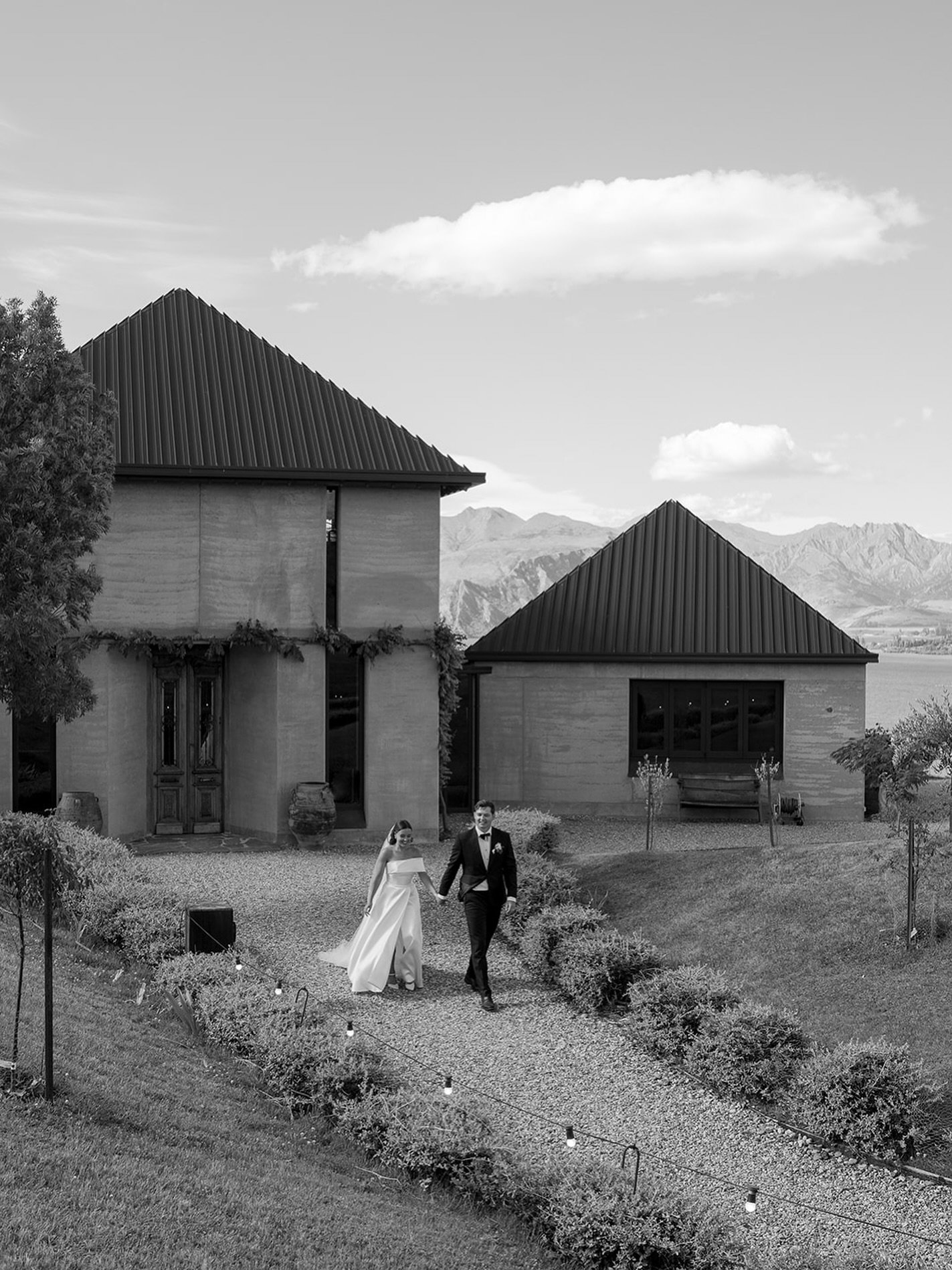 The beautiful backdrop of @ripponhall 🖤