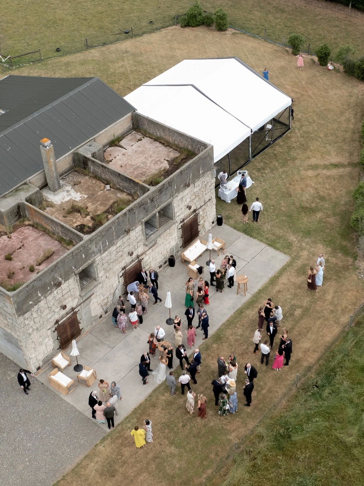 Cocktail hour in full swing ✨