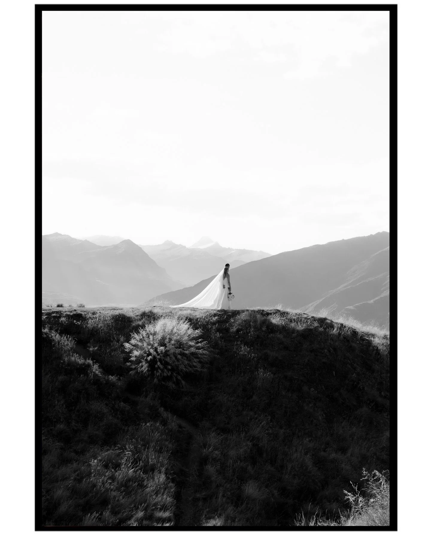 A picture-perfect day for Stevie and Justin 🖤

These two travelled all the way from Australia to celebrate their love with their nearest and dearest and what a day it turned out to be. The weather truly showed up for them!