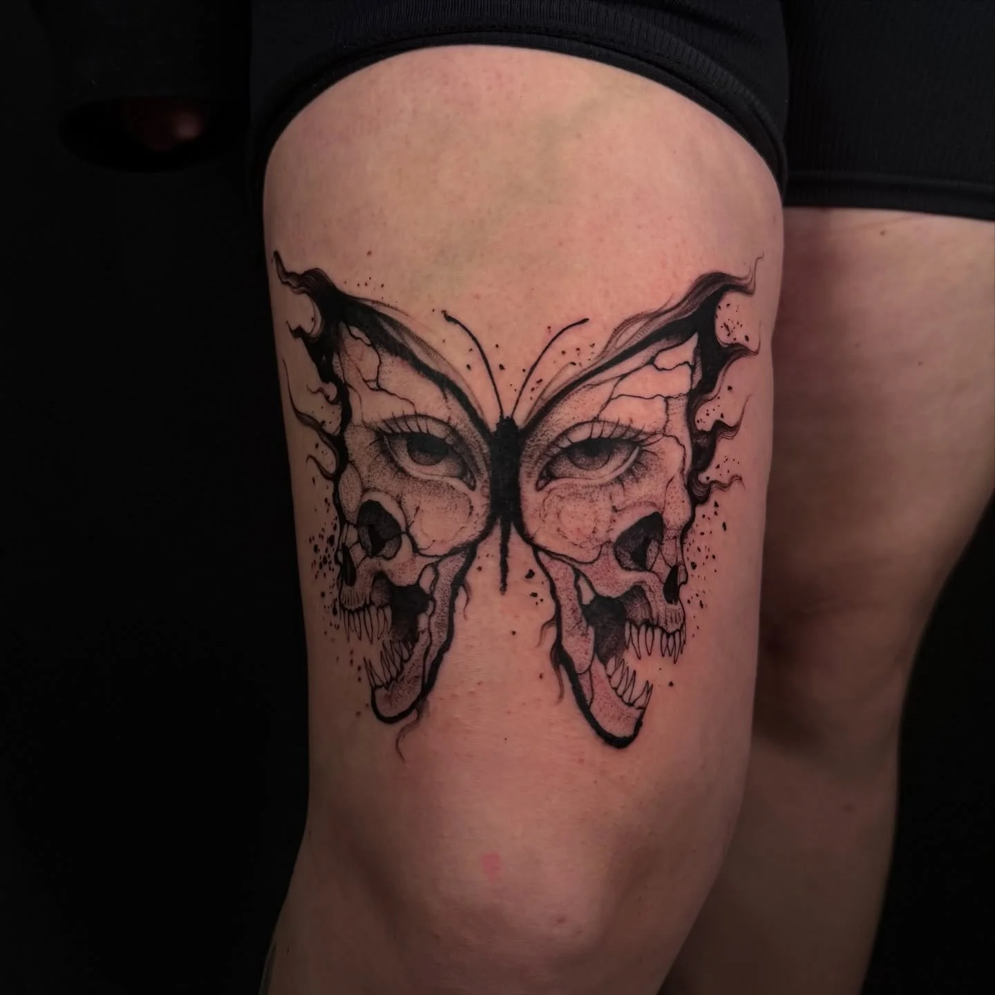 Tattoo I did yesterday and some Leo content 🏁