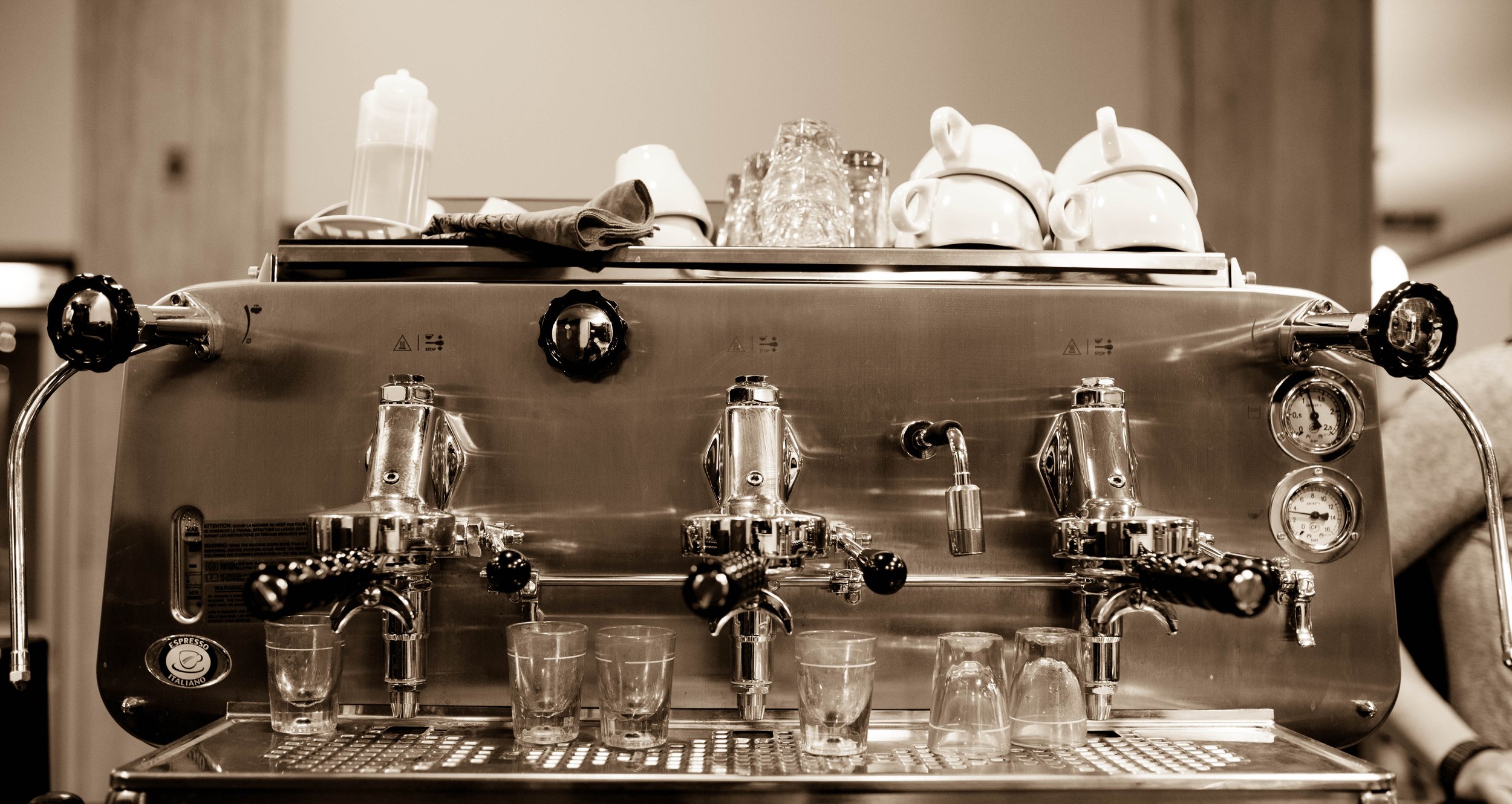 DrumCoffeeMachineb&w2.jpg