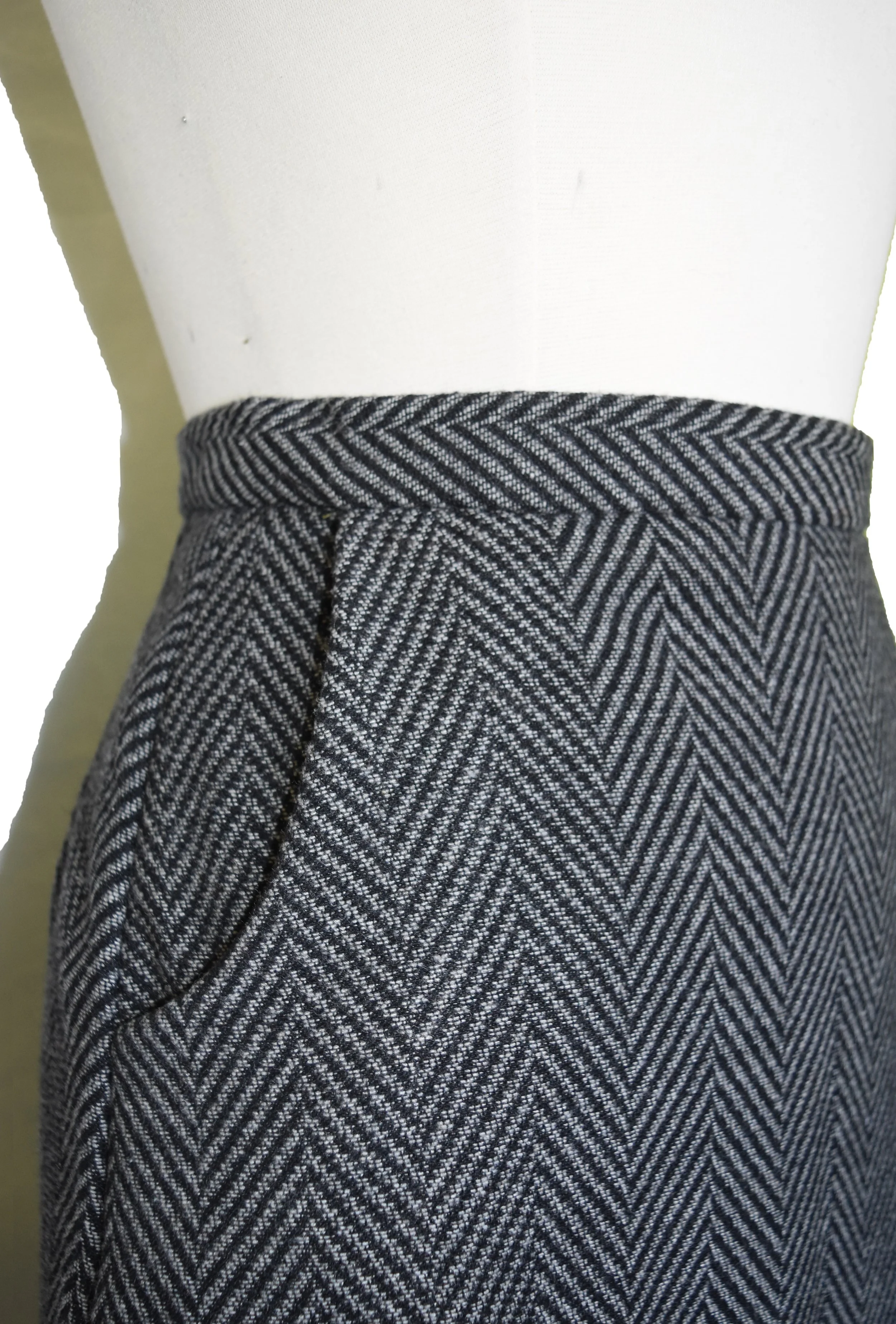 Fitted Skirt