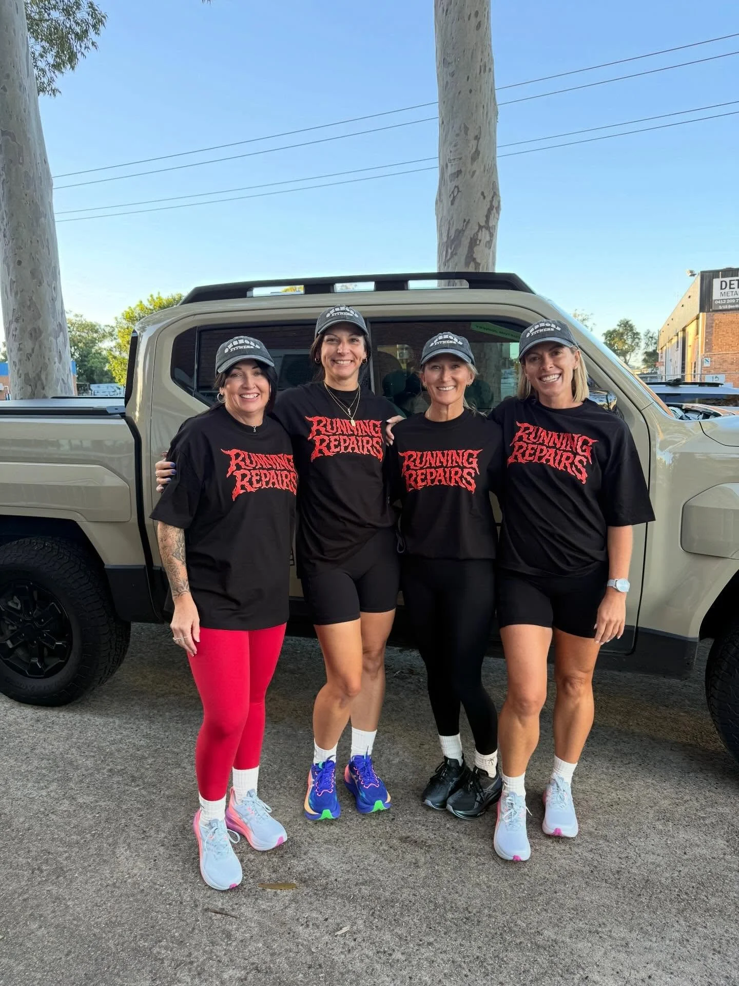 So beyond proud of our Onshore runners 🏃&zwj;♀️ 
Elisha, Yolanda, Stacey and Emily for stepping outside their comfort zones and repping 40s &amp; FABULOUS 🙌🏽🔥

Proving that strength, courage and fun have no age limit.

They showed up, gave it a c