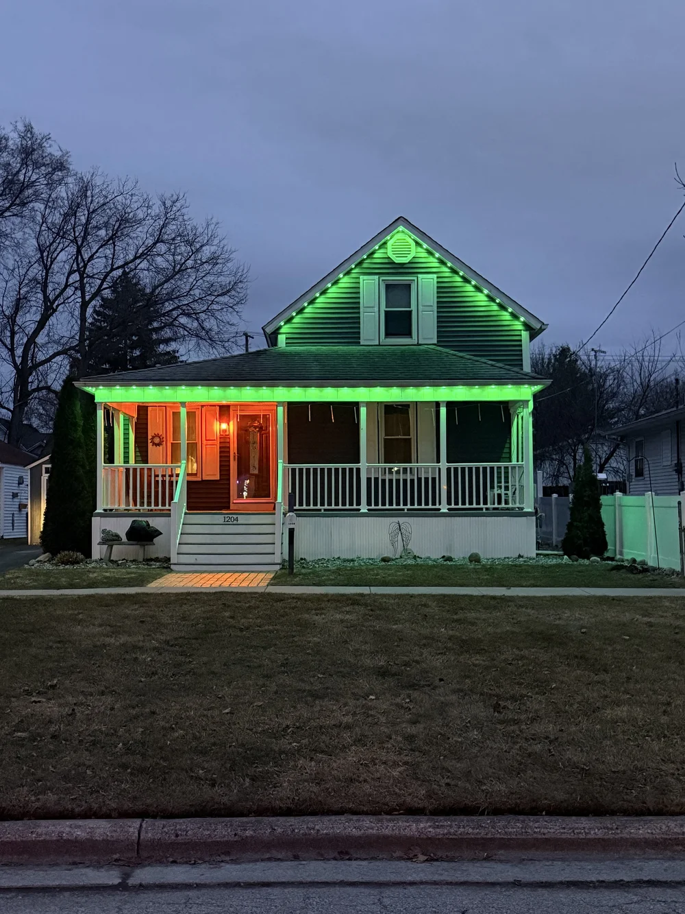 Permanent lighting installation by Tri-City Lighting