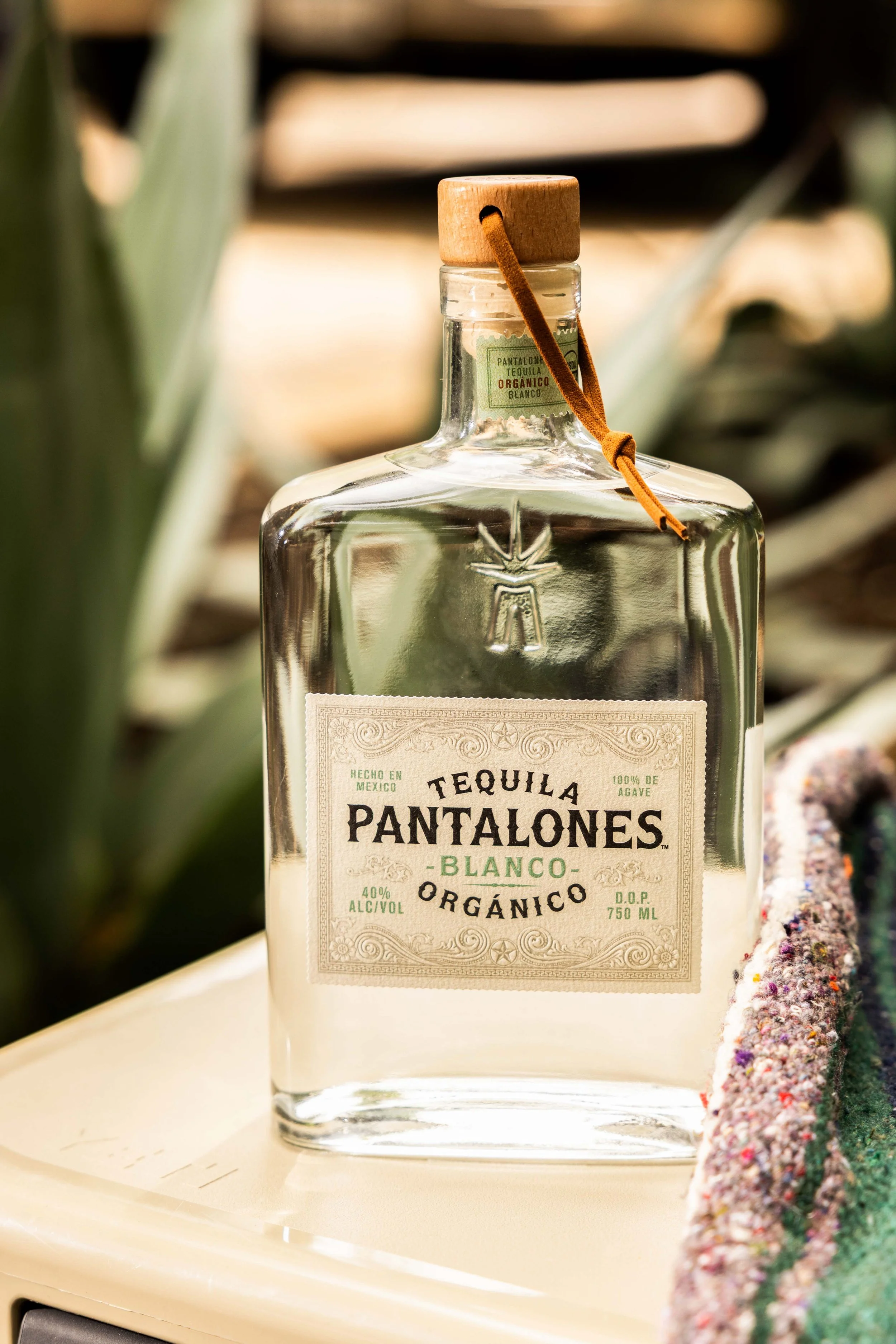 pantalones-tequila-agave-jessica-attie-beverage-photographer.jpg