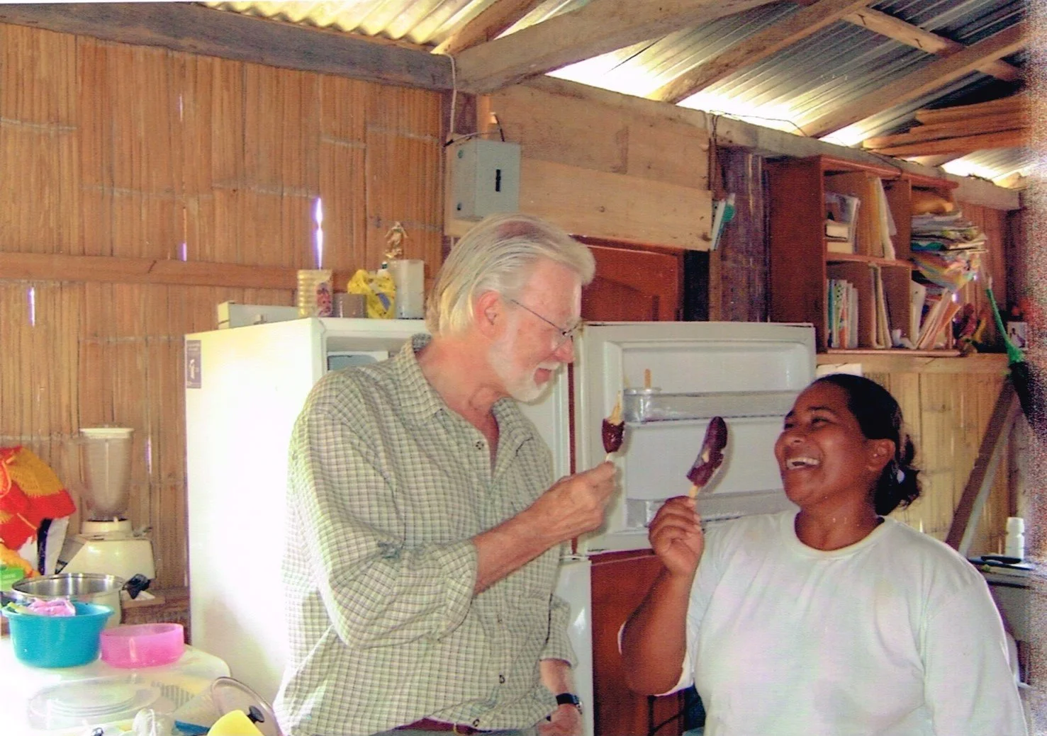 AT 34 - StreetKids1 300c.jpg