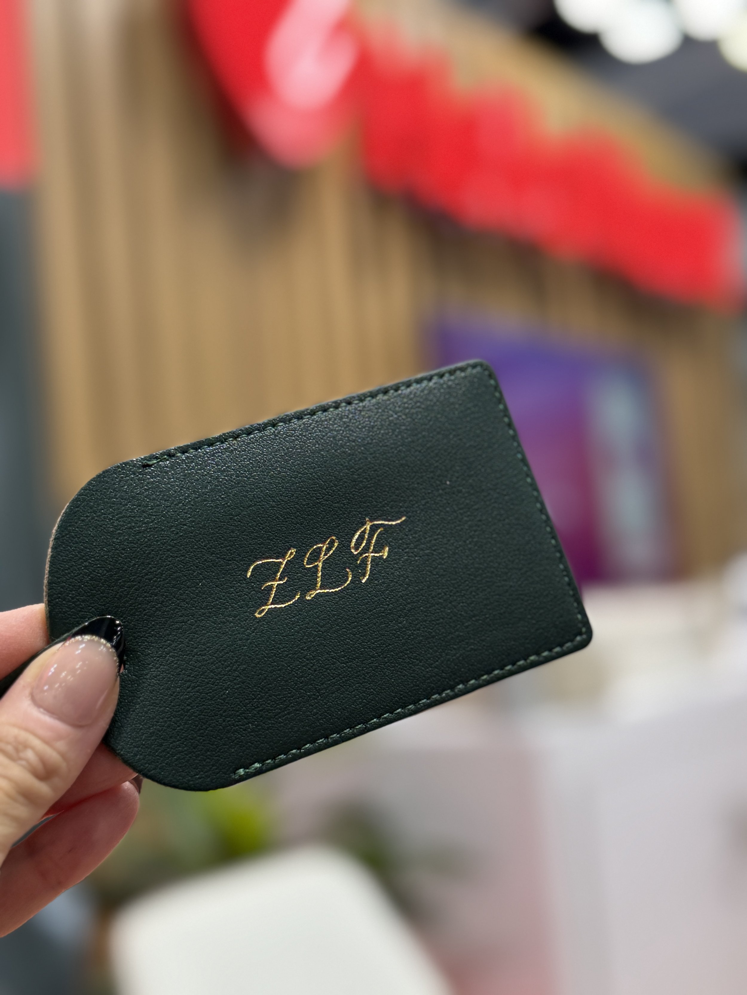 Live-Heat-Foiling-Calligraphy-Corporate-Gifting-Hawaii4.jpg