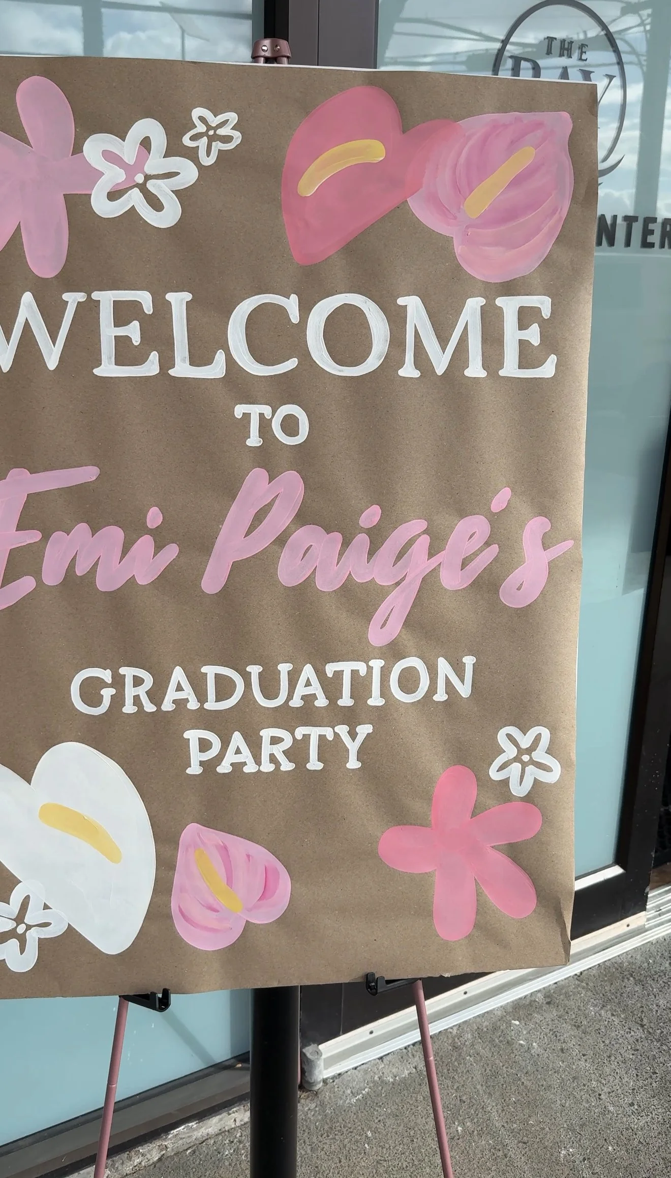 Live-leather-luggage-tag-personalization-hawaii-grad-party-activation10.jpg