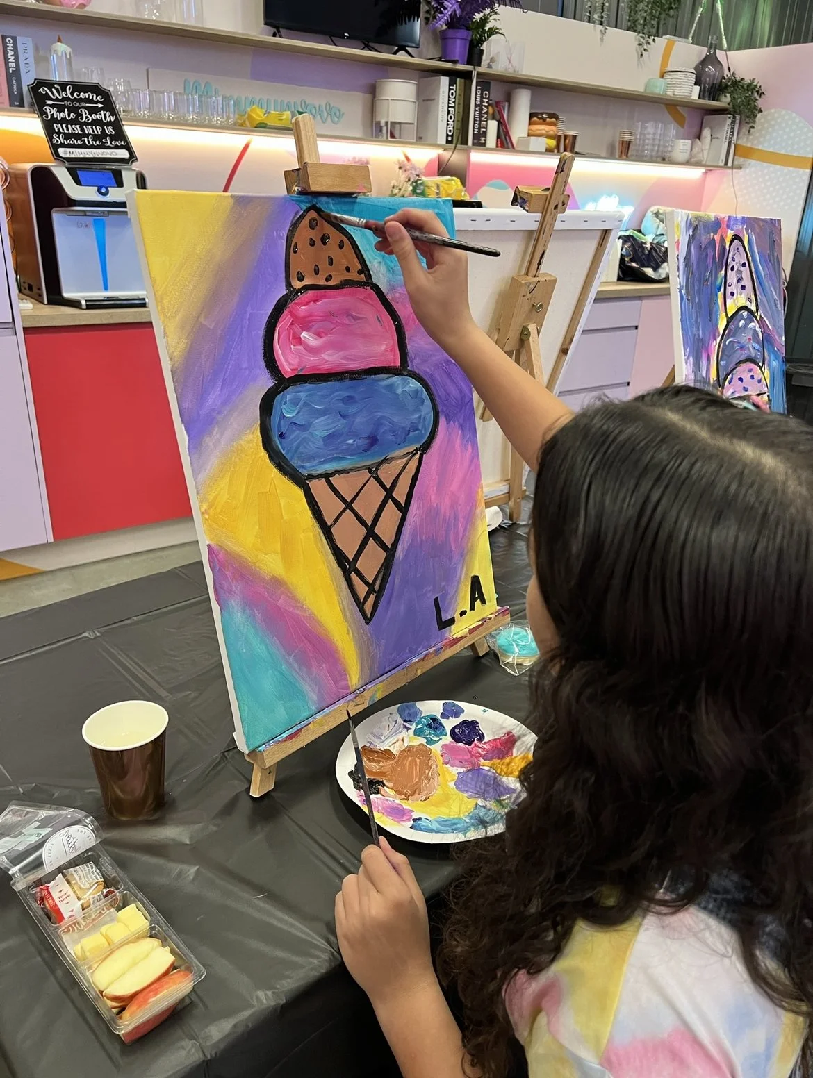 Paint and Play kids experience