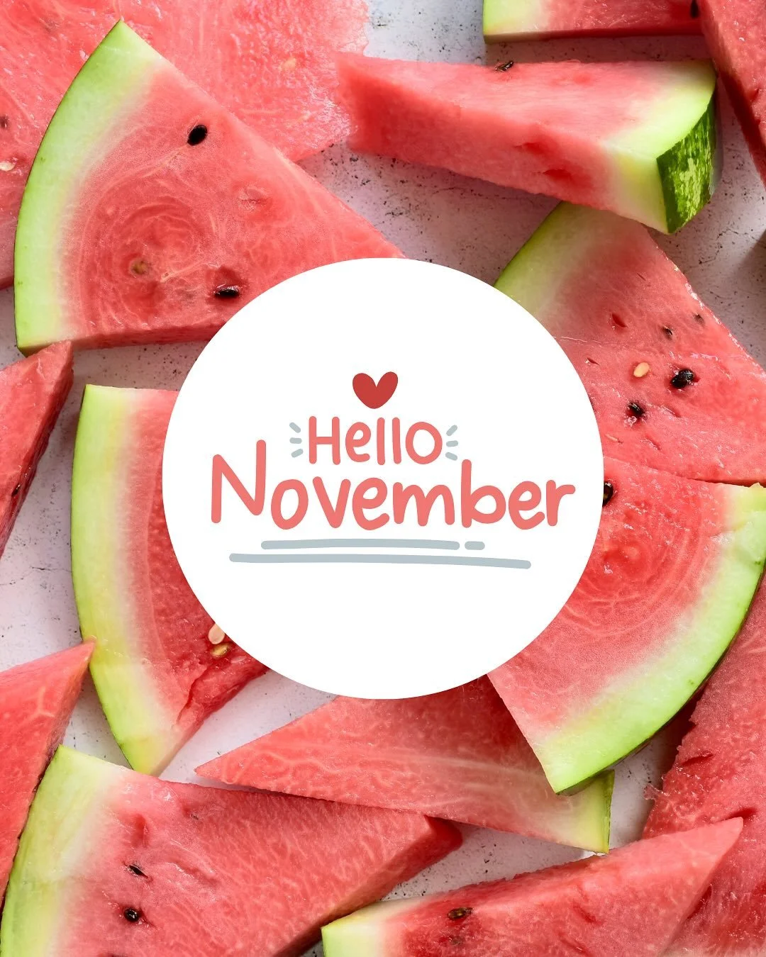 Hello November!⁠
⁠
This is the time of year when I reflect on my year (December is too busy and festive for honest reflection) and set myself up for a great holiday season.⁠
⁠
🎄I will declutter my Christmas decorations⁠
📩Unsubscribe from marketing 