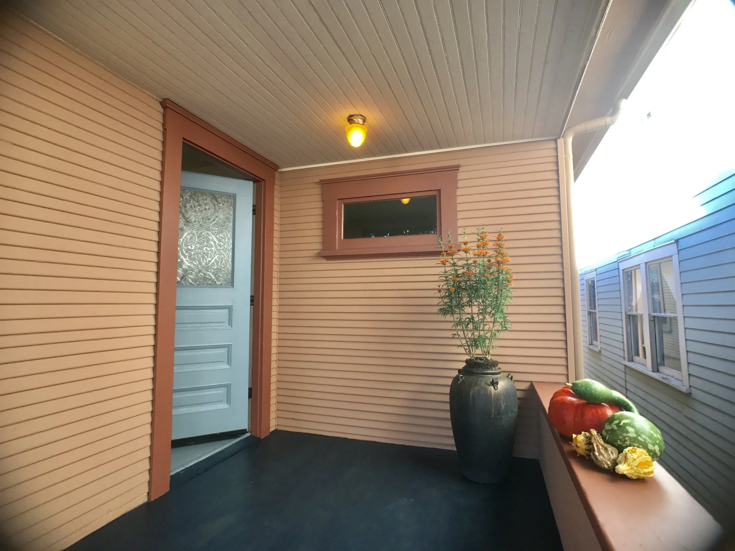 2 305 Laurel St.jpg
