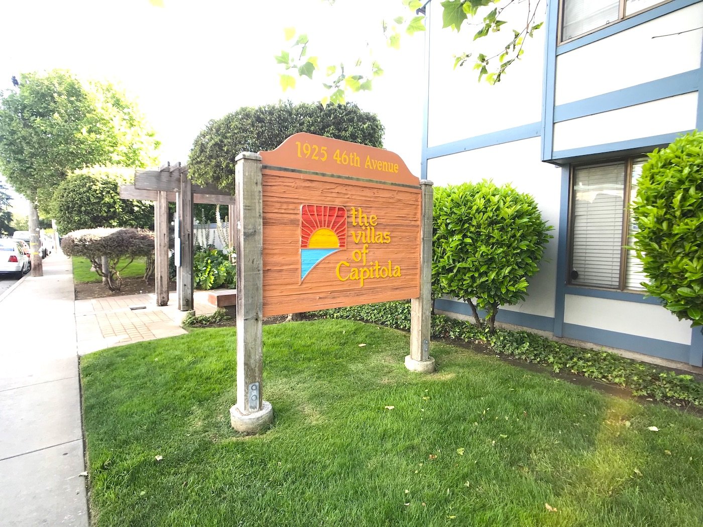 25-1925 46th Ave #60.jpeg