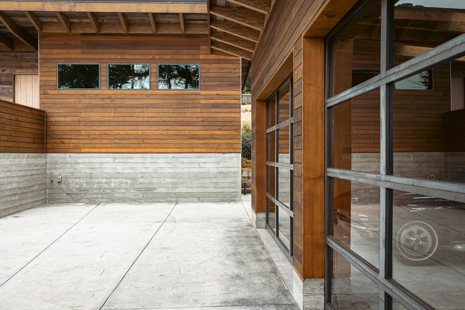26motorcourt3.jpg