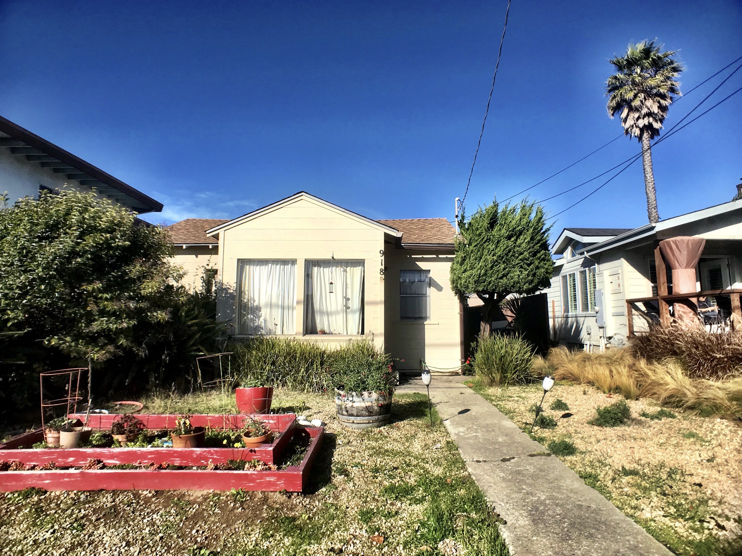 4 Pelton Ave.jpg