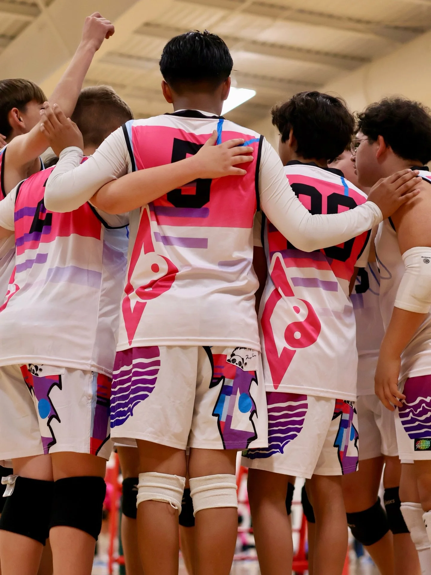 PARADOX 14U hit the courts again this weekend!
Here&rsquo;s some highlights of the teamwork, characters, and fun moments that come from attending a 14U tournament