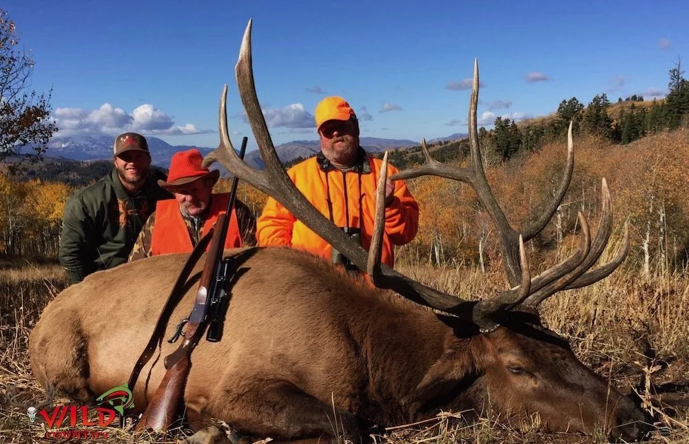 Deseret CWMU Bull Elk — Hunt CWMU Utah CWMU Info