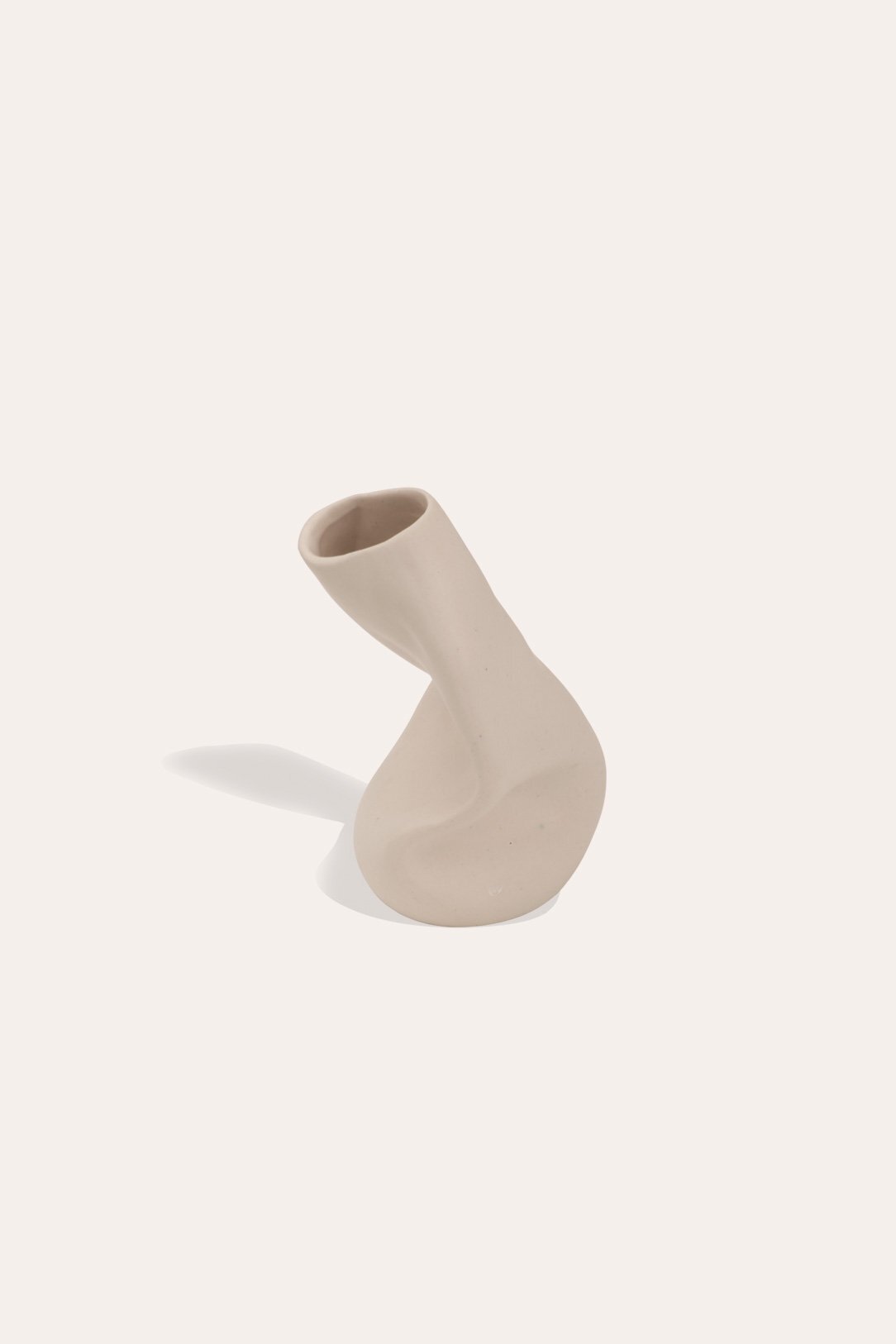 Completedworks-Ceramics-Solitude-Vase-1-4_2048x.jpeg