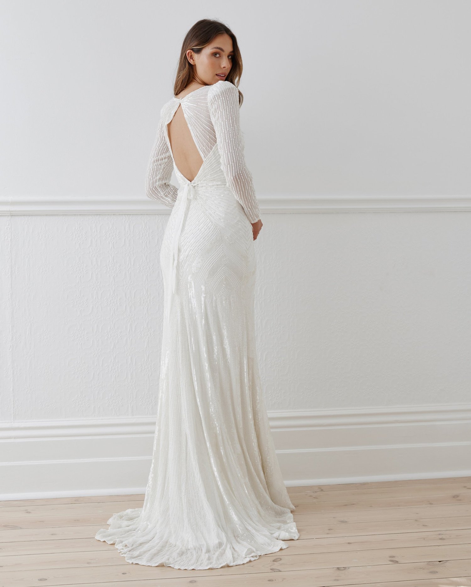 1.Perry-Karen+Willis+Holmes-LUXE+21-Look+Book4.jpg