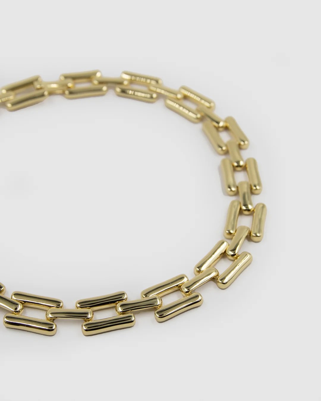 agnes-choker-gold_by-Brie-Leon-3.jpeg