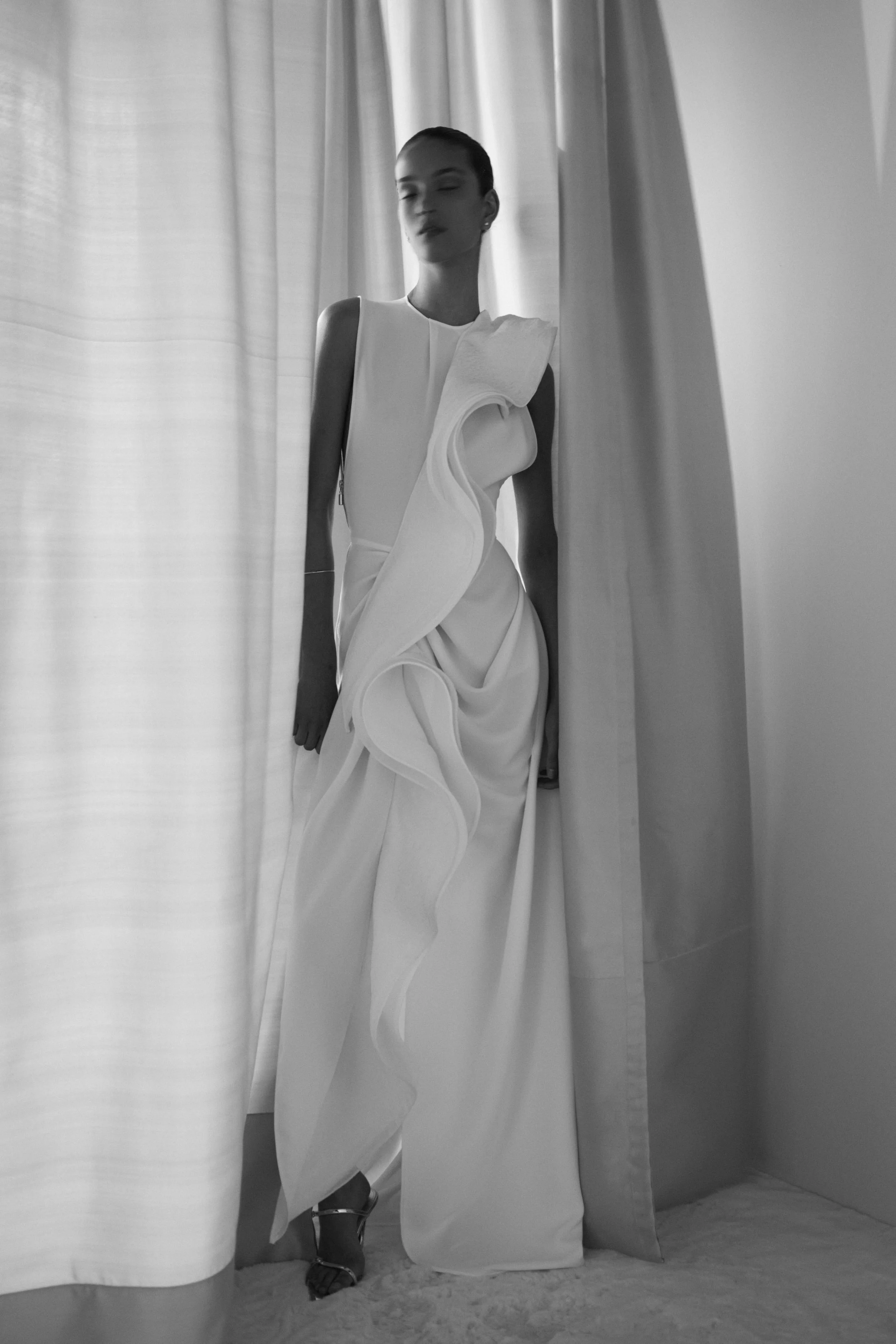 LOOK 3.jpg