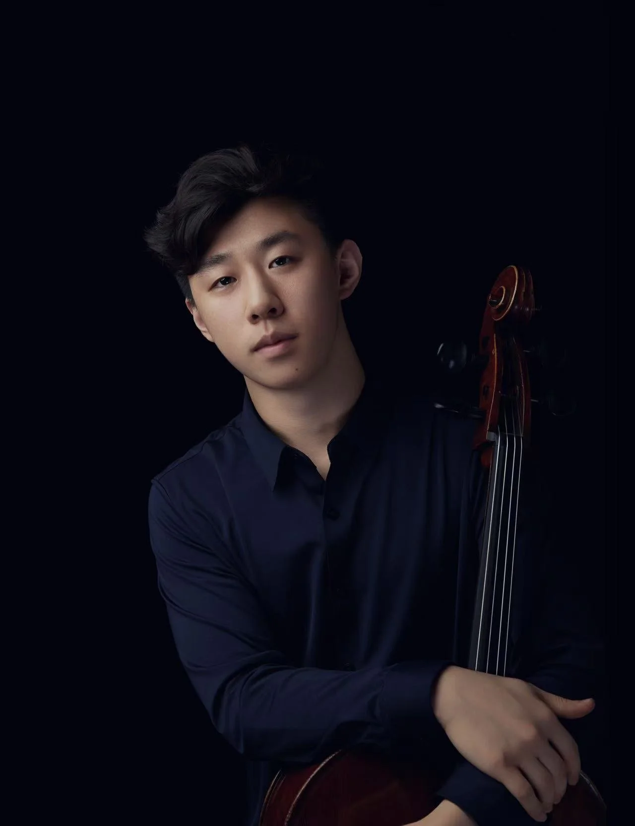 CHENYI HU (Cello)