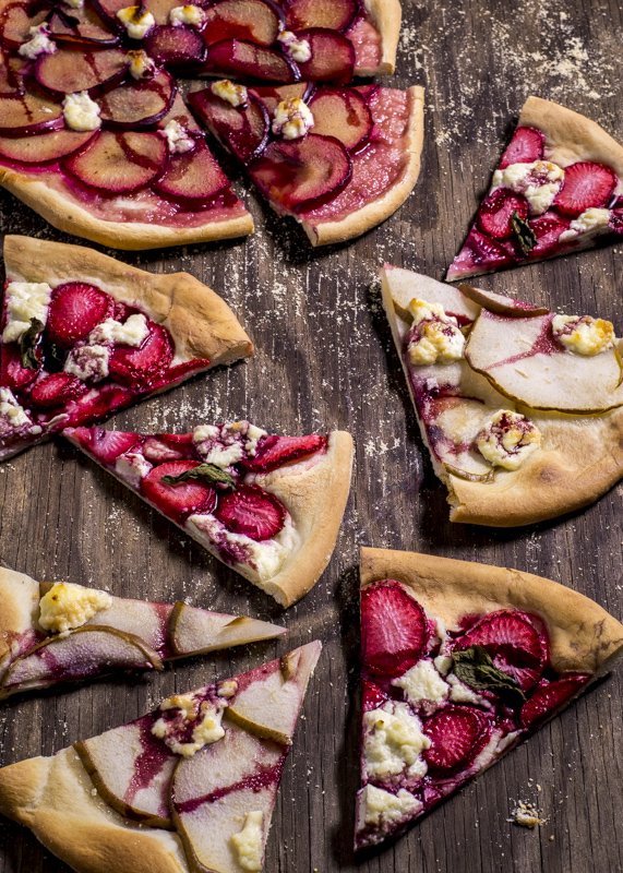 Fruity Dessert Pizza