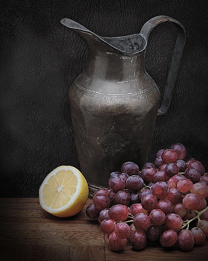 still-life-with-grapes_med_hr.jpg
