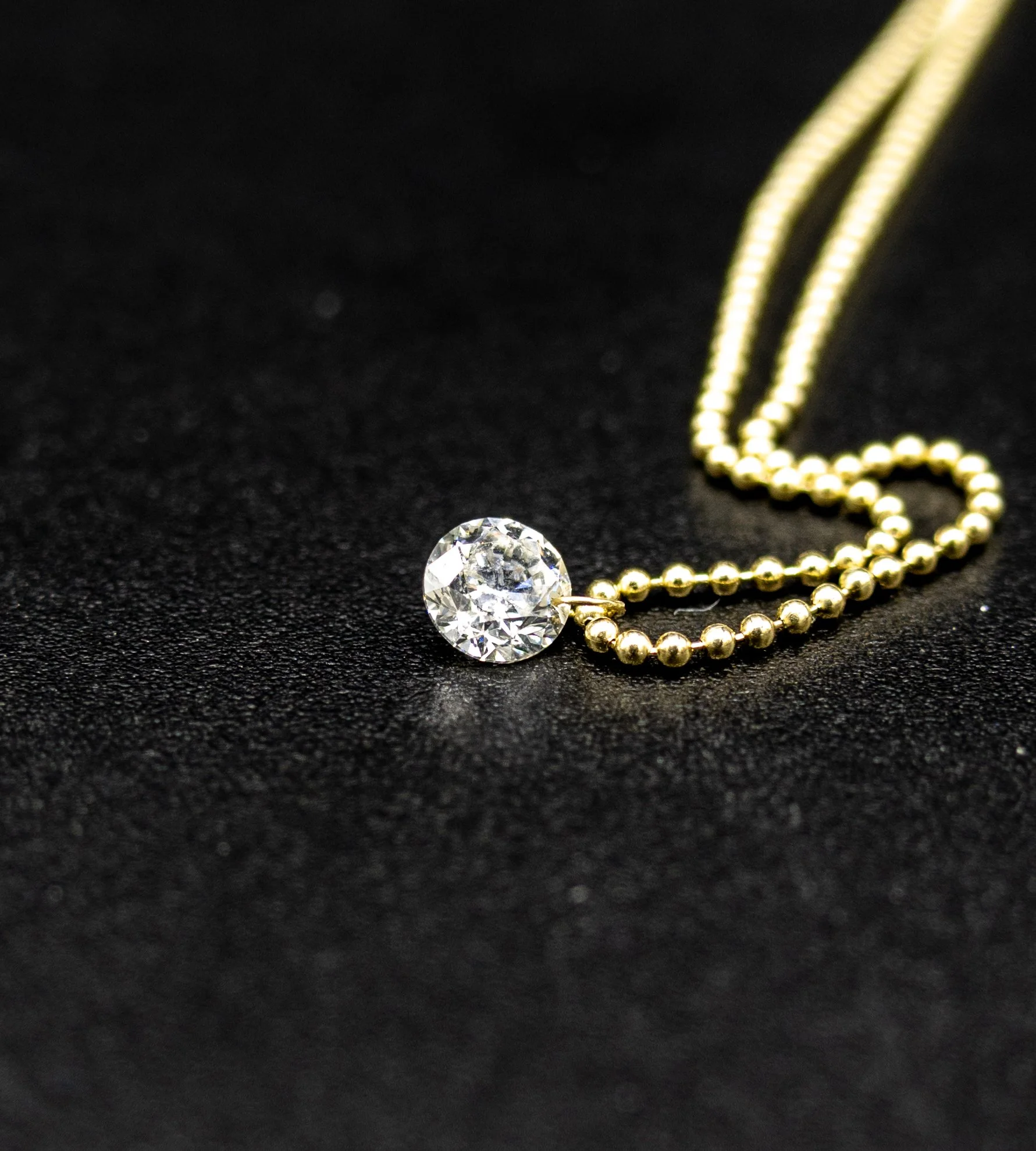 FLYING DIAMOND