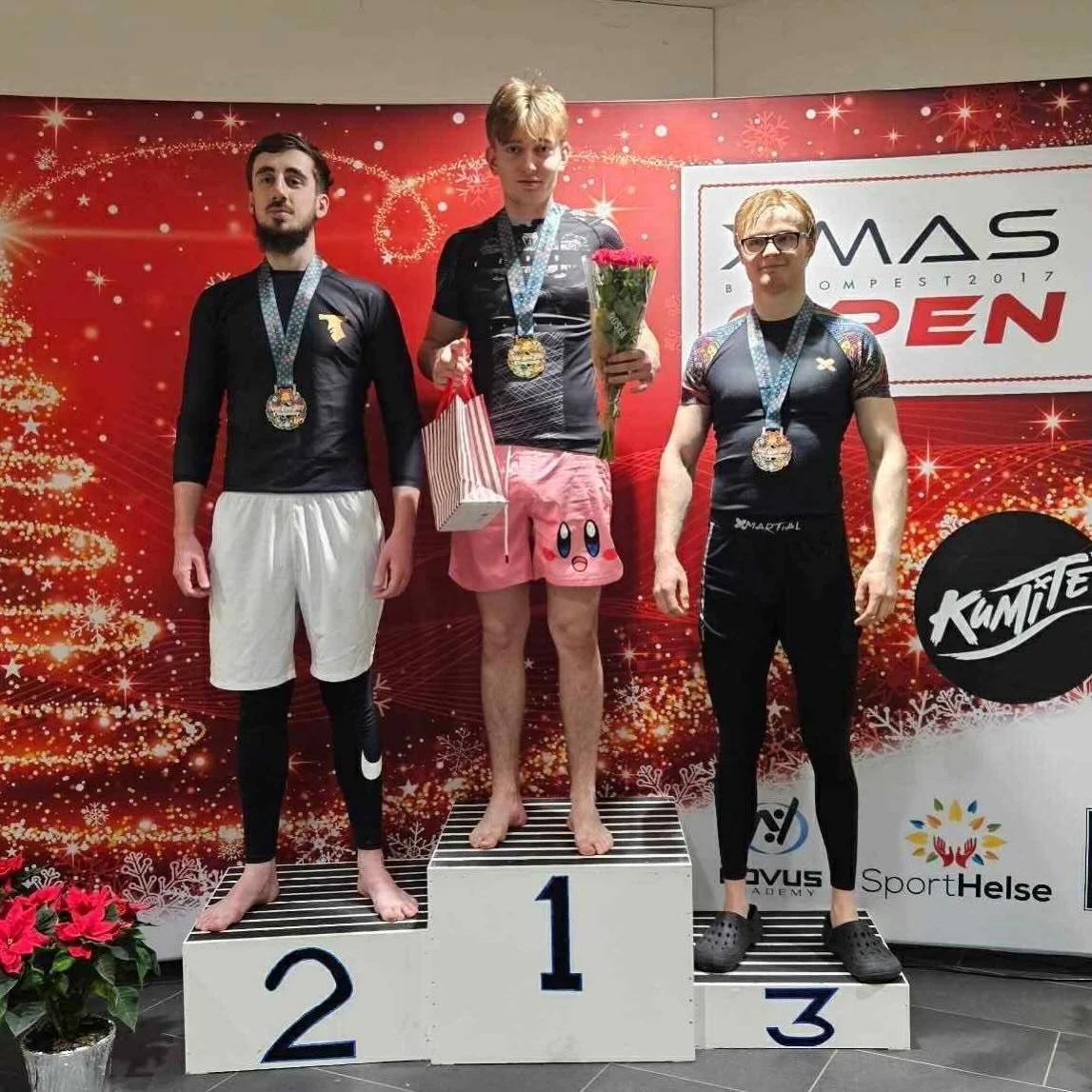 🥇 GULL TIL JARLE! 🥇

Vi i Polarsirkelen Kampsport vil gratulere v&aring;rt medlem Jarle Nyjordet J&oslash;rgensen med en fantastisk prestasjon under Xmas Open 2025 i Oslo!

Den &aring;rlige kampsportturneringen, arrangert av Novus Academy, samlet u
