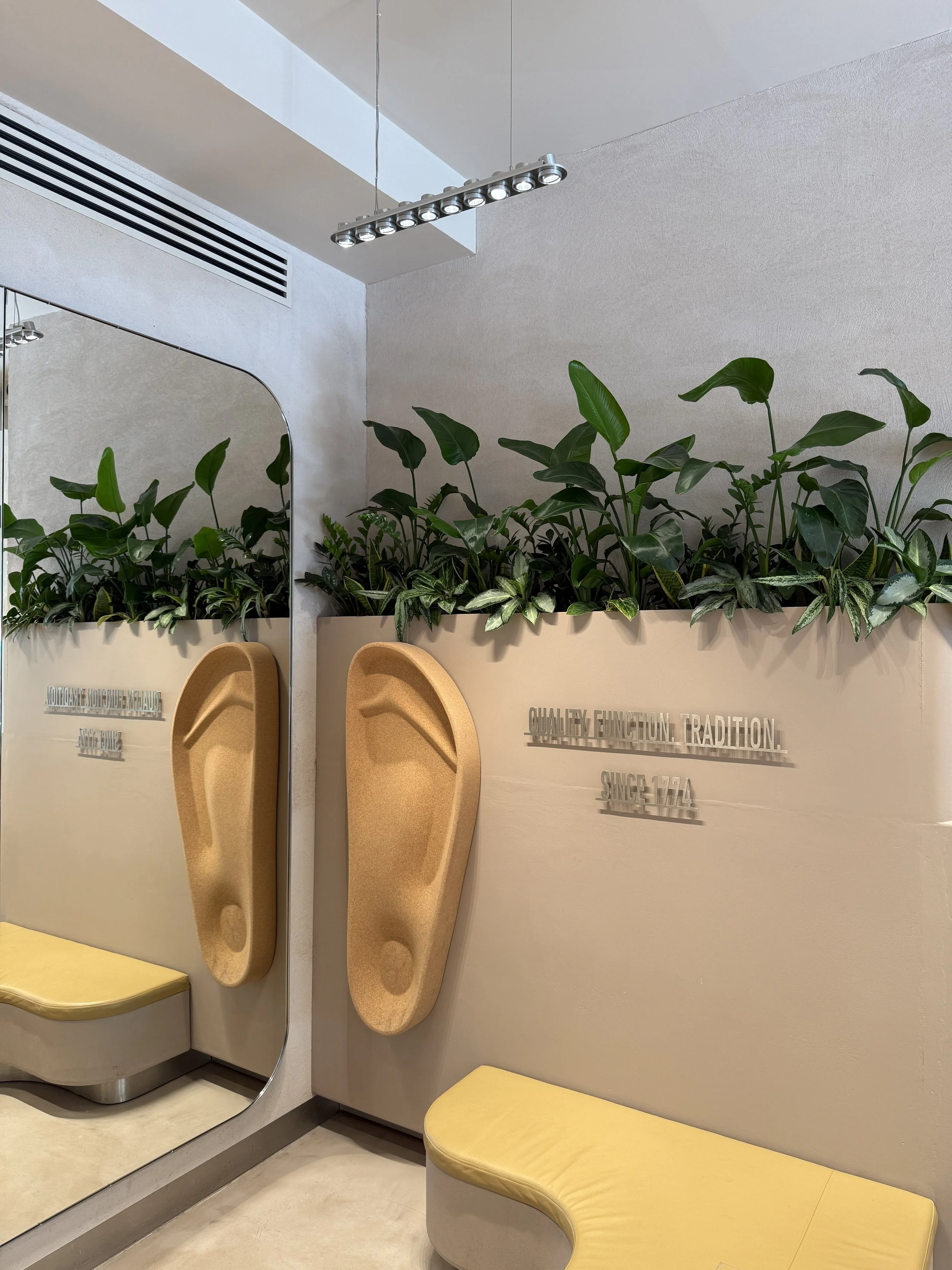 Interior planting displays for Birkenstock Kings's Road store by Plants By There - Chelsea, London