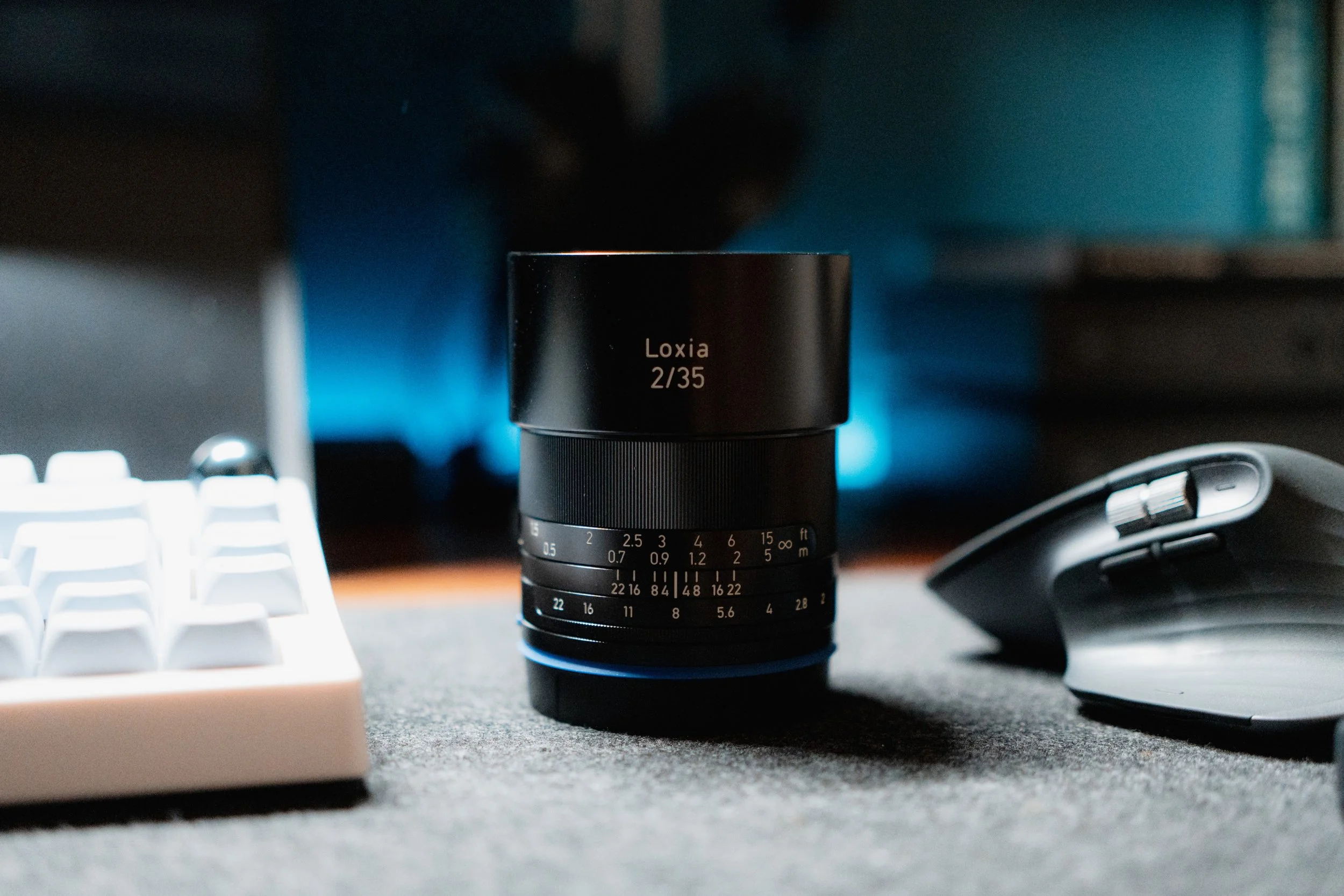 Zeiss Loxia 35mm F/2 Review