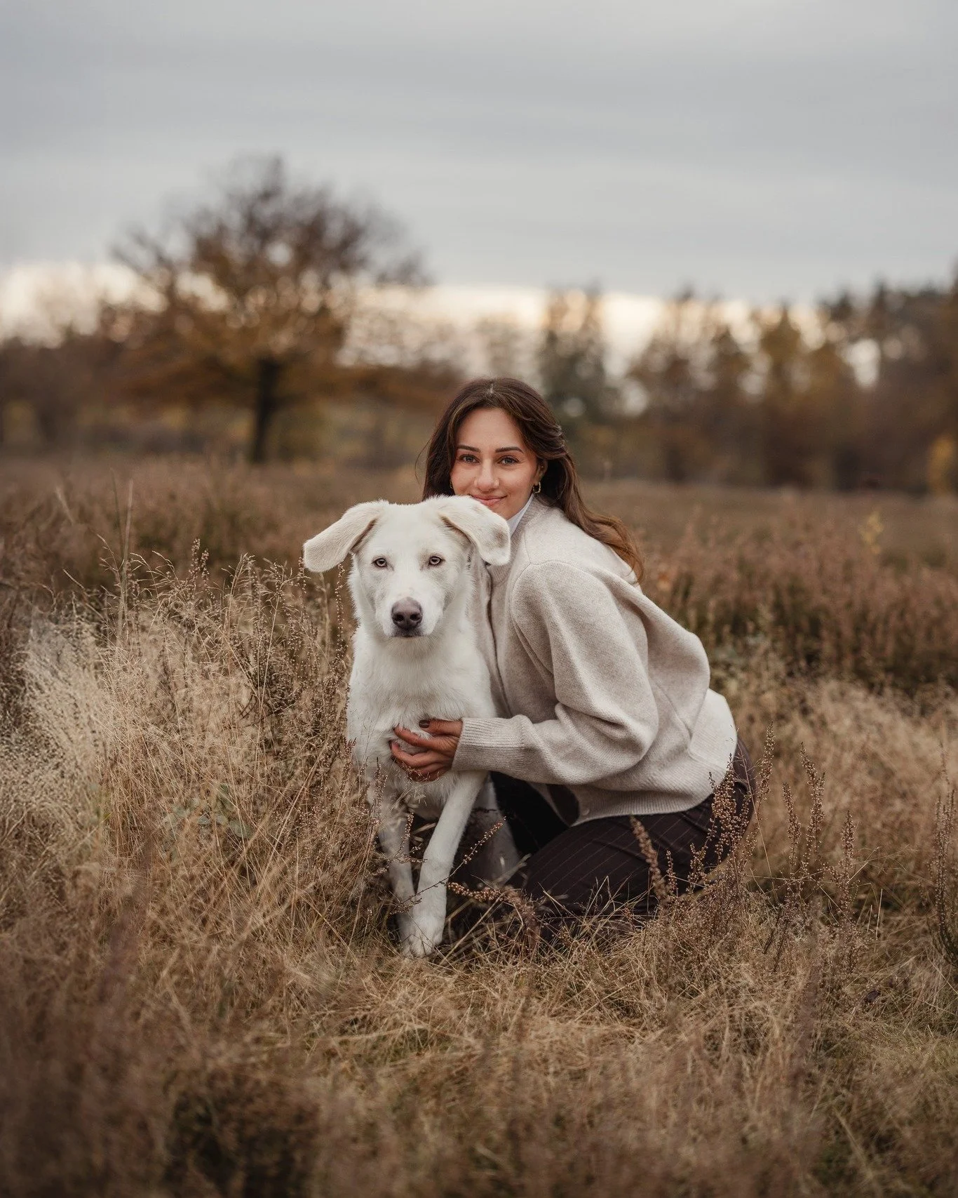 Dein Hund ist unsicher oder sogar &auml;ngstlich? Mit fremden Menschen und in neuen Situationen? 🐶
Macht so ein Fotoshooting denn dann &uuml;berhaupt Sinn? Ist das m&ouml;glich? 
Von meiner Seite aus ein ganz klares Ja! 
Nichts liegt mir ferner, als
