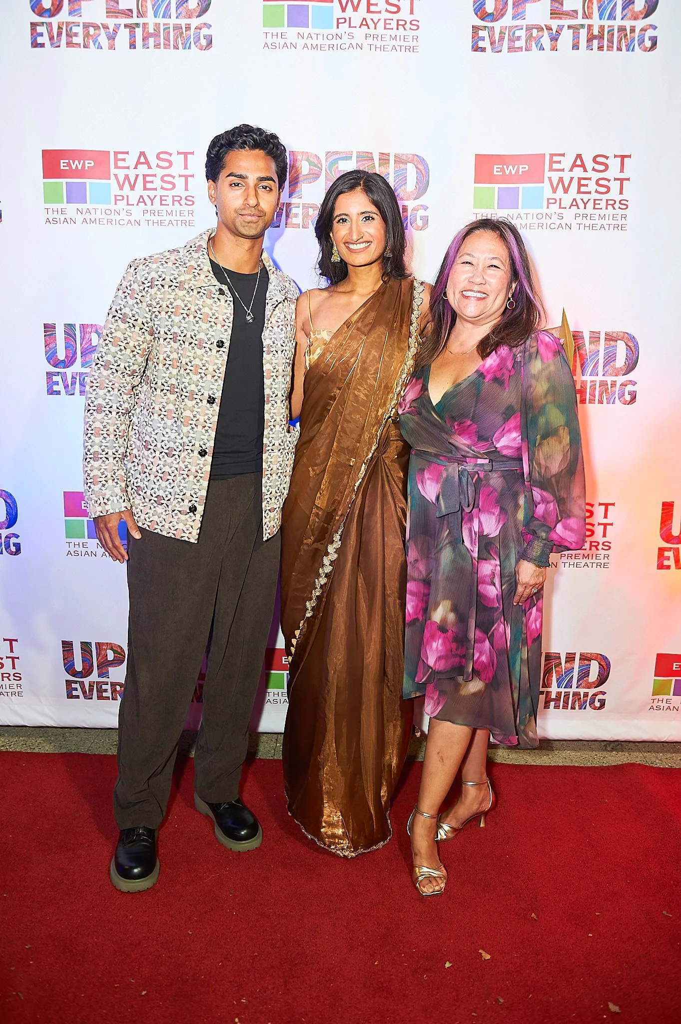 EWP_Wives Opening Night_10-10-26_11563.jpg