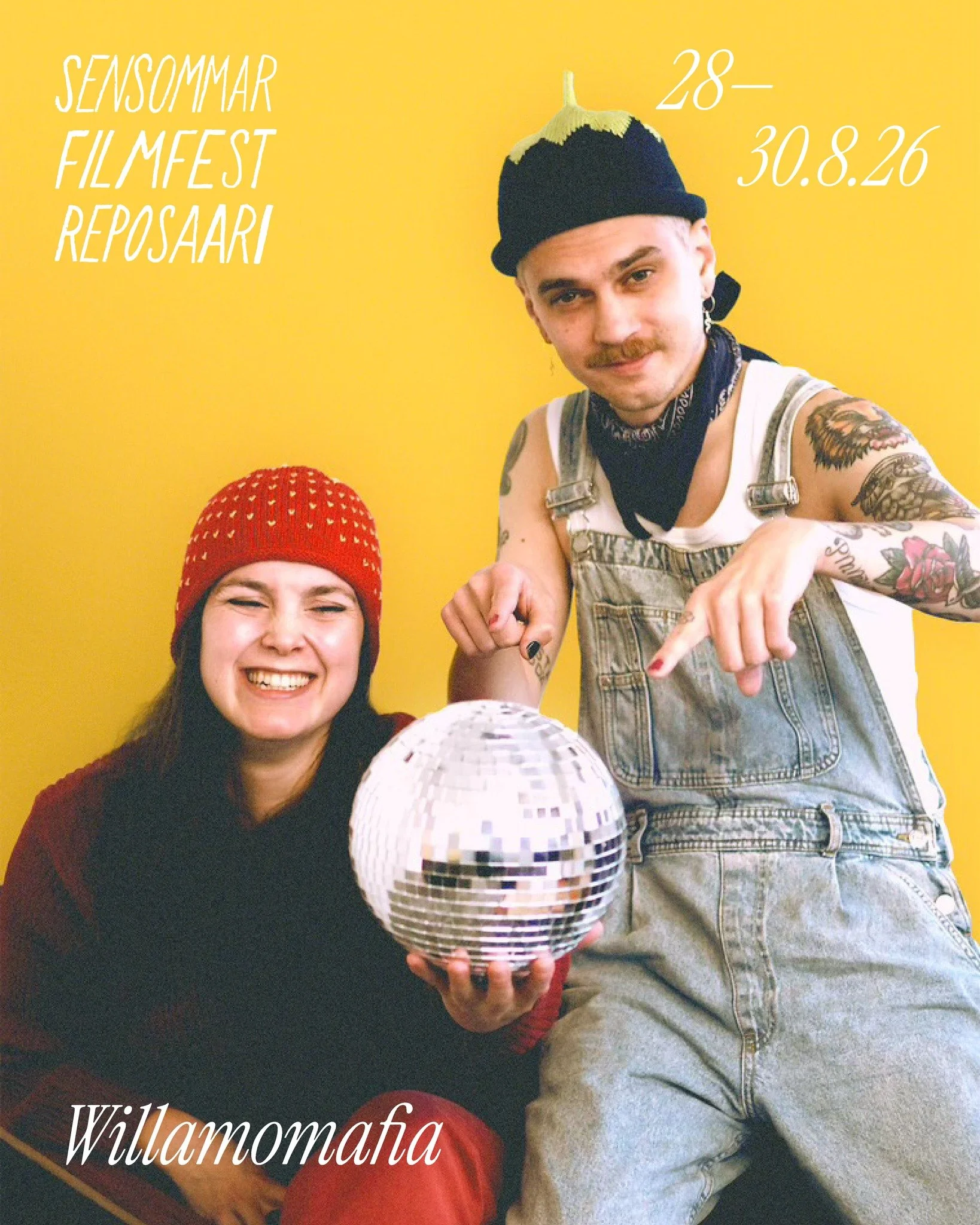 Sensommarin iltabileiden my&ouml;h&auml;isillassa soi Willamomafia ‧₊˚♪ 𝄞₊˚⊹

Willamomafia DJ-nimen takaa l&ouml;ytyv&auml;t Willamon sisarukset DJ Skenikswee alias Feniks Willamo sek&auml; Mimosa Willamo. 

Willamomafian keikoilla soivat kotimaiset
